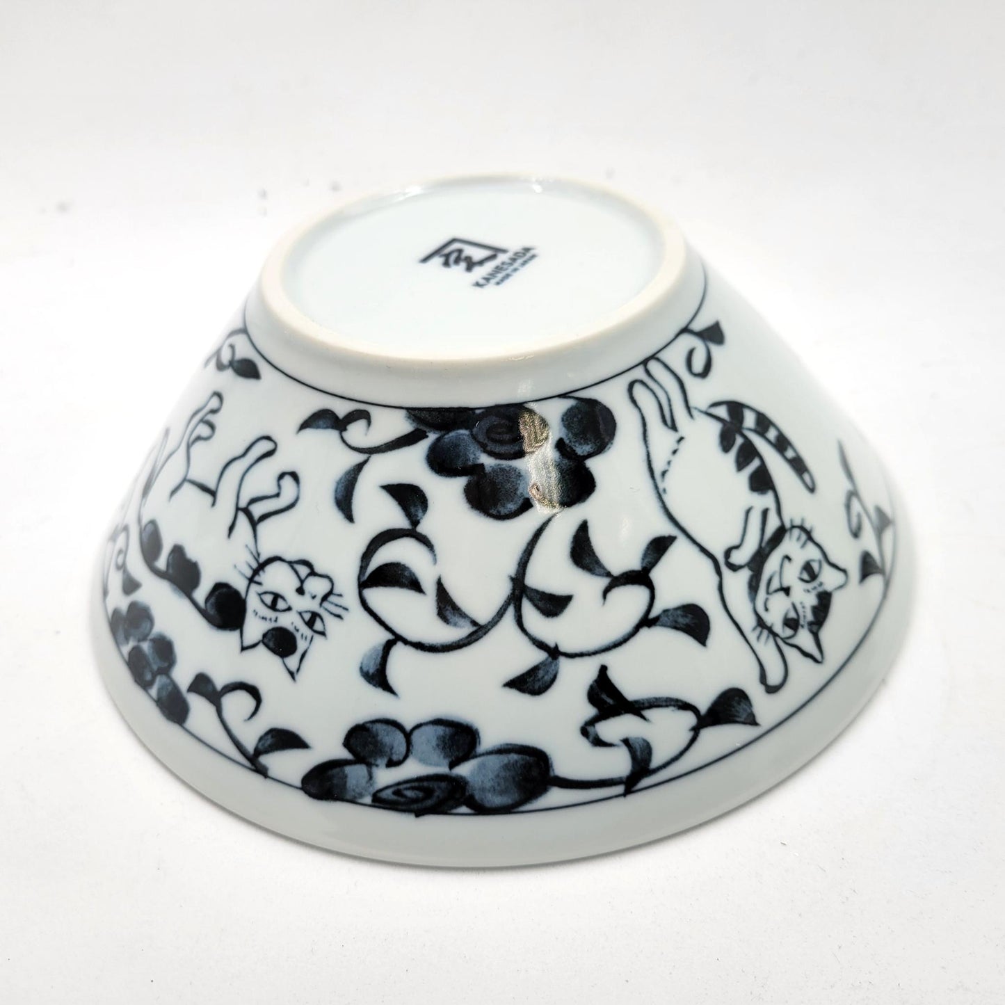 NEKOMARUKE FUKU DISH