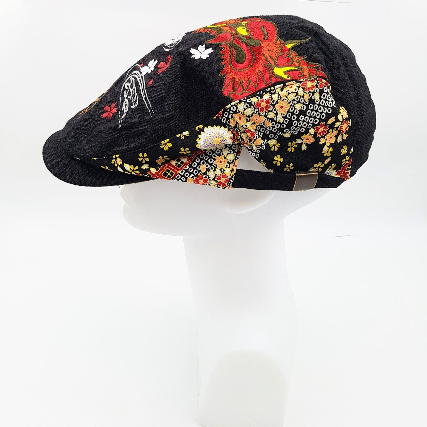 Béret noir - Tigre et Dragon