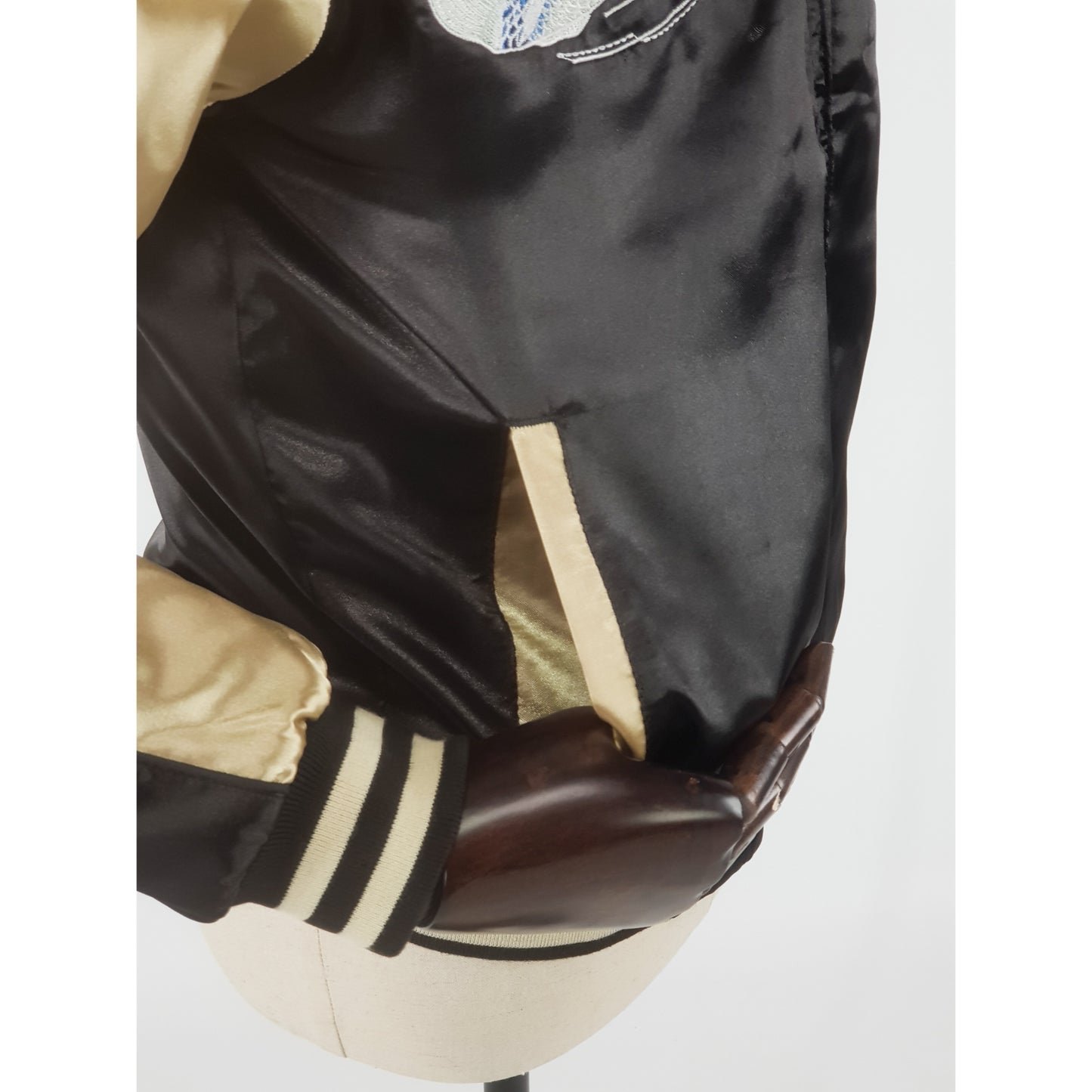 Sukajan Koi and Mount Fuji - Black