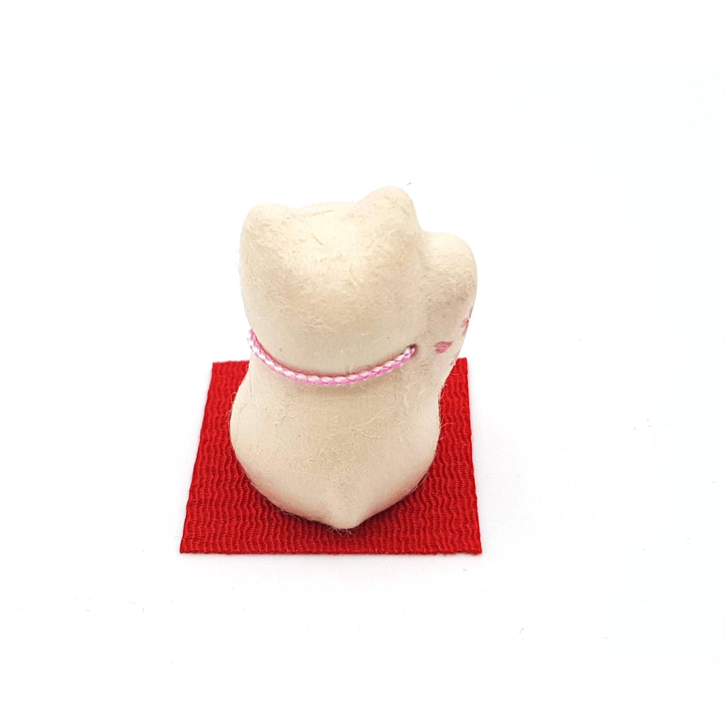 Maneki-neko doll figurine made of torn washi paper