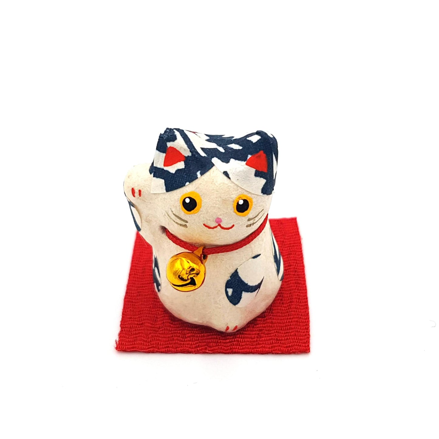 Maneki-neko doll figurine made of torn washi paper