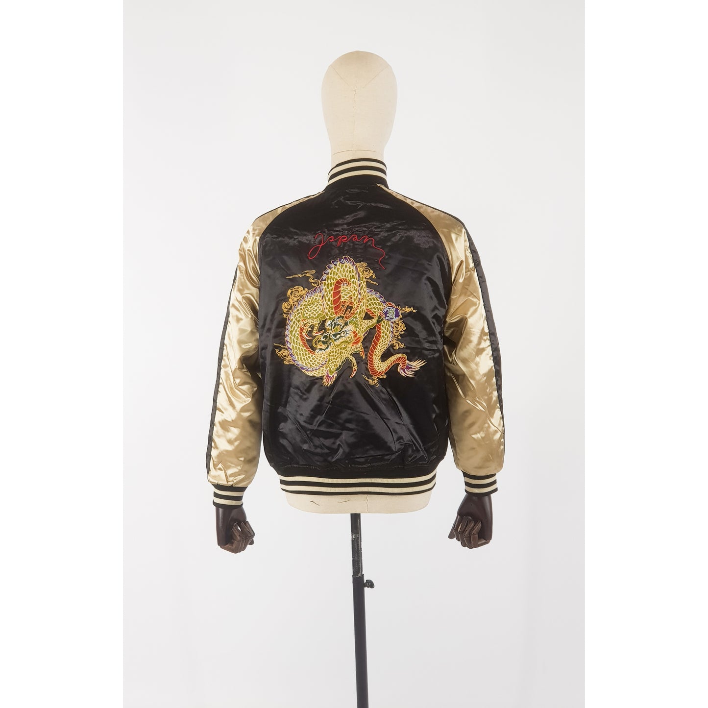 Sukajan Dragon - Black