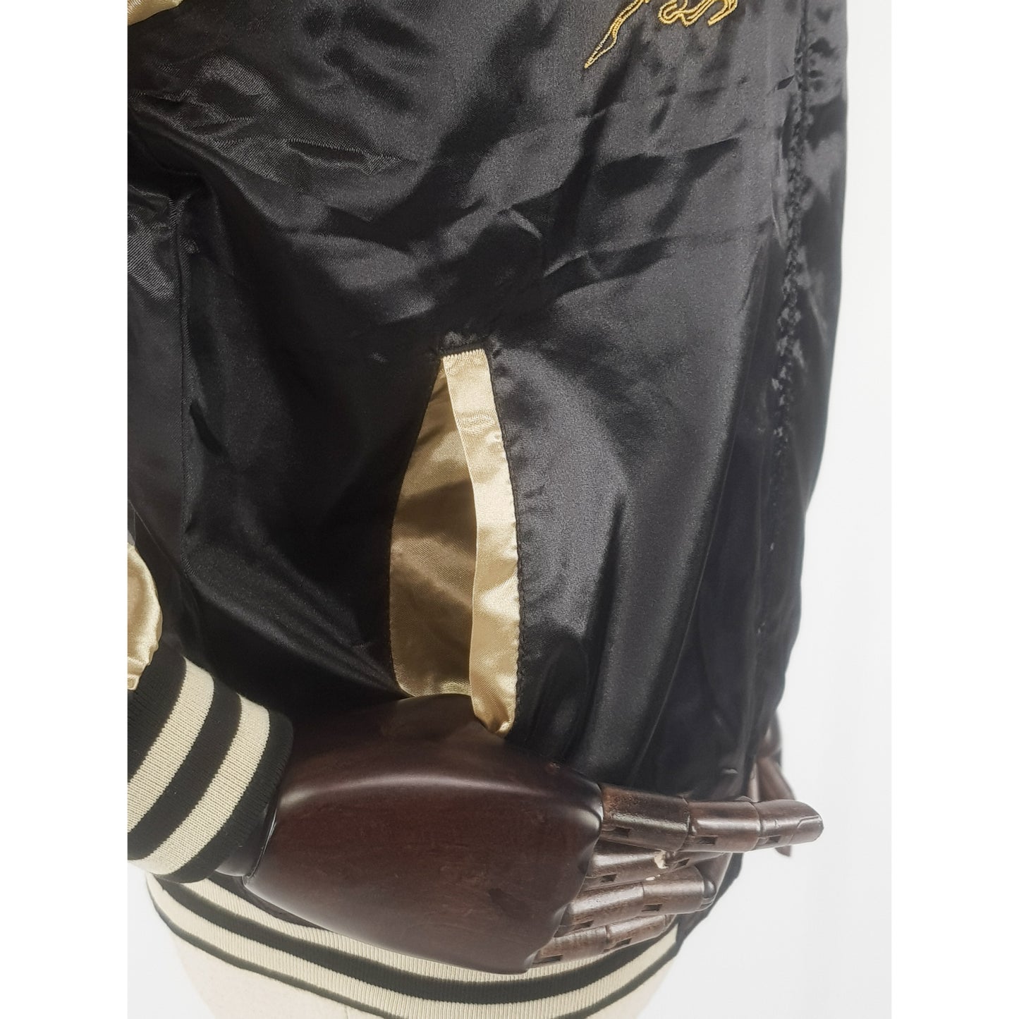 Sukajan Dragon - Black