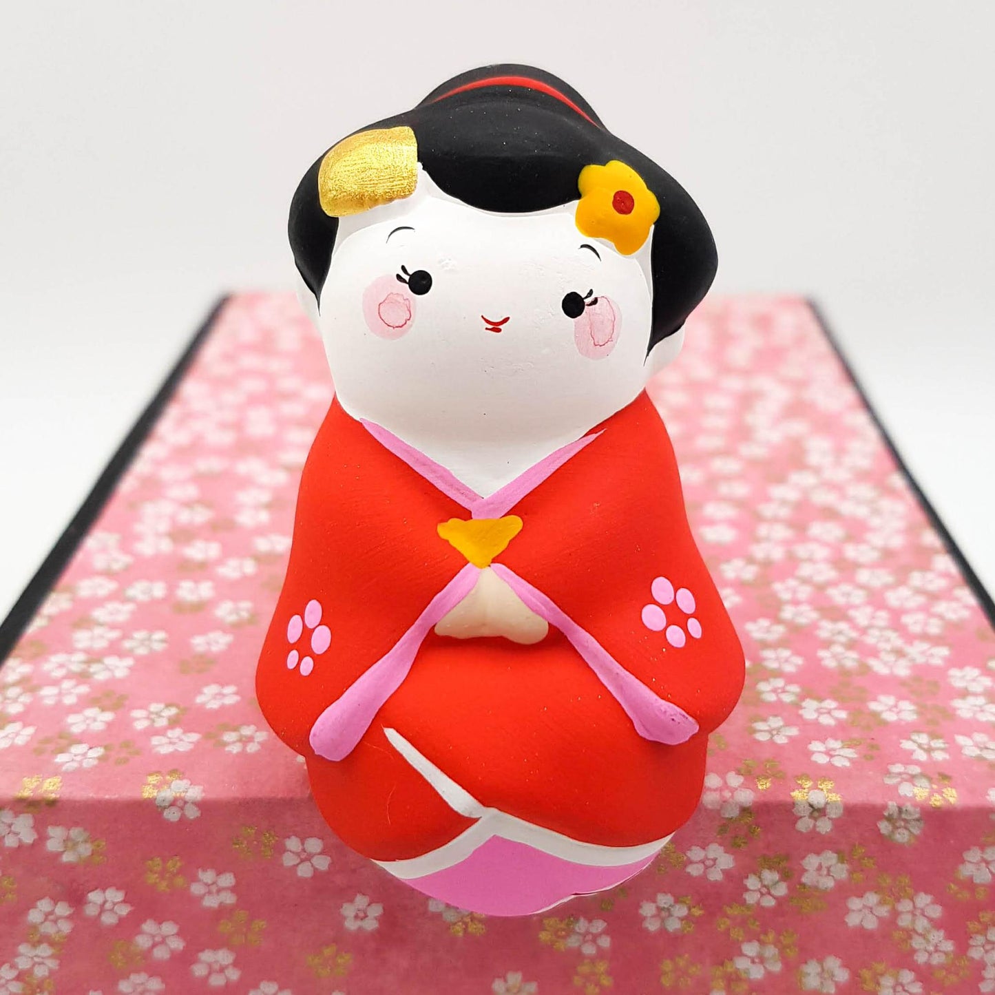 Figurine assise - Personnage Traditionnel