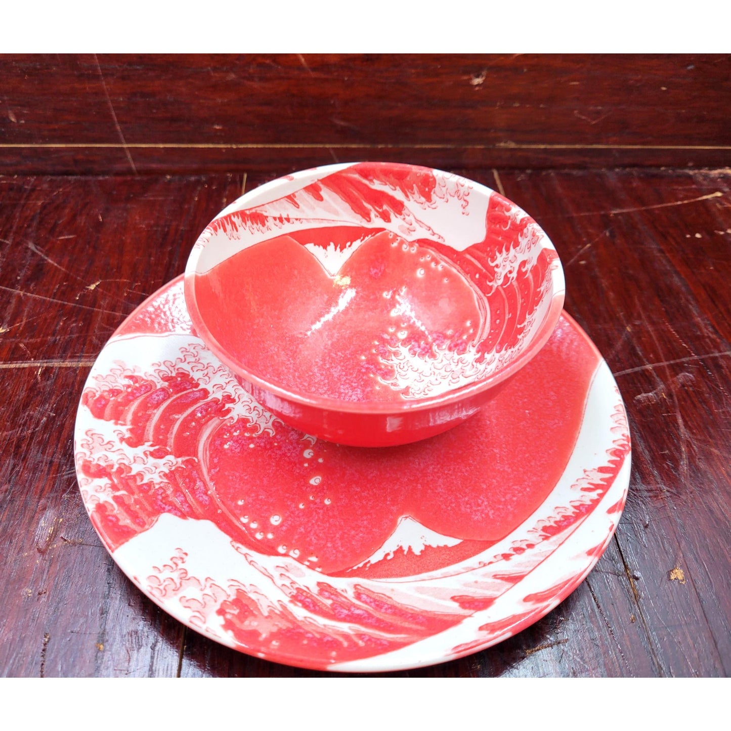 PLAT VAGUE HOKUSAI ROUGE