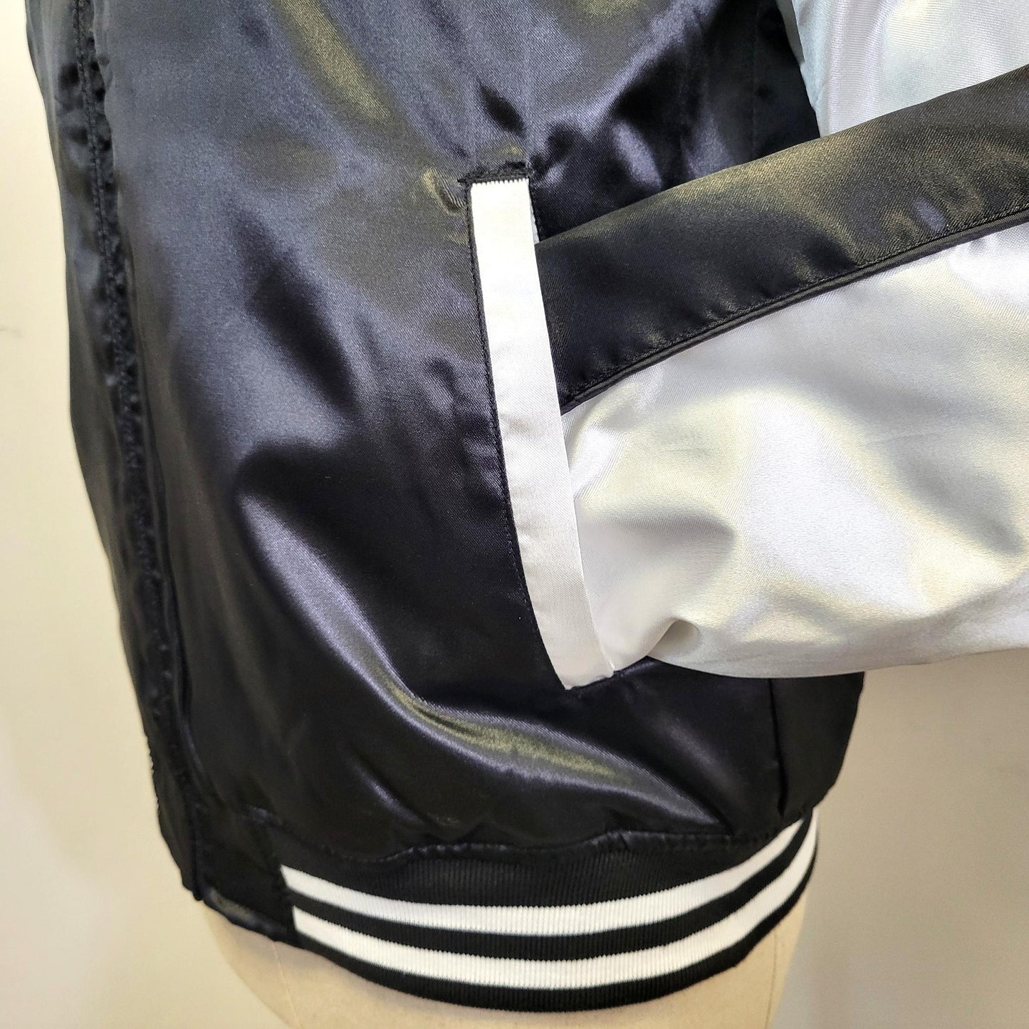 Sukajan Dragon - Black