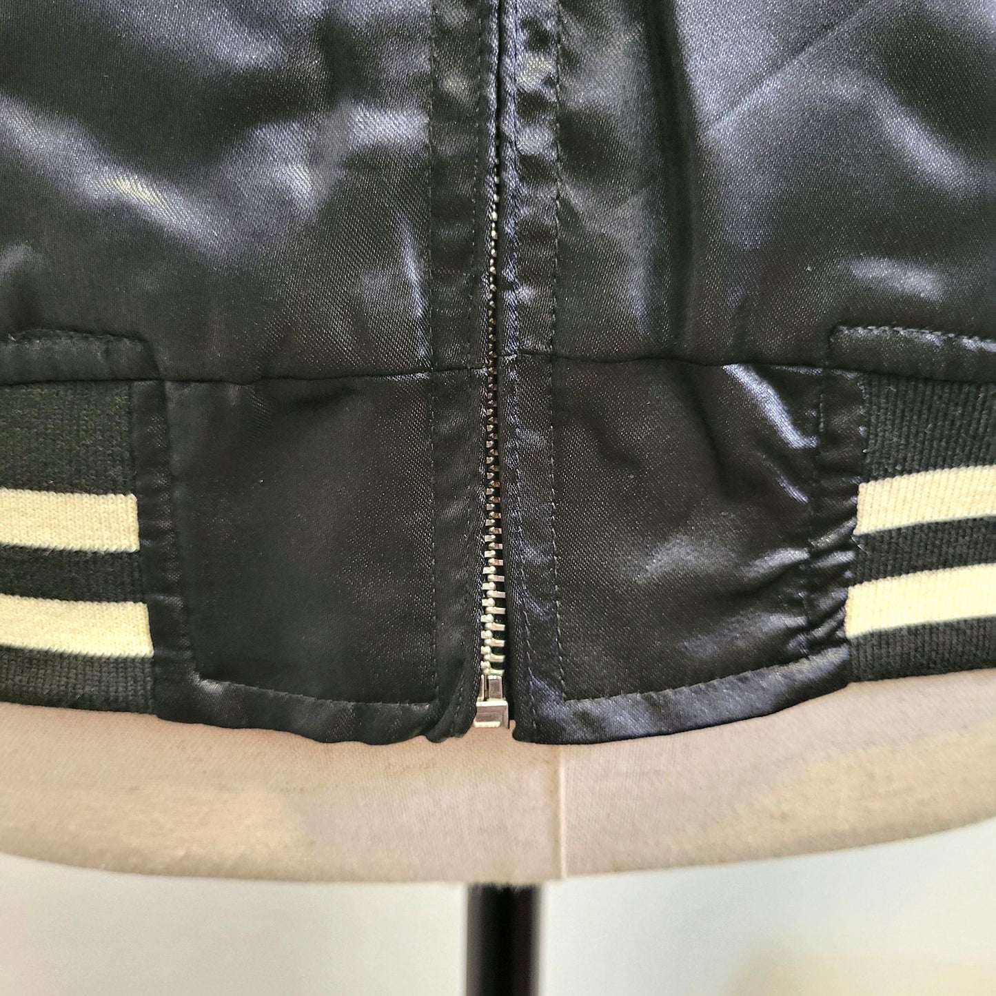 Sukajan Gin Dragon- Black