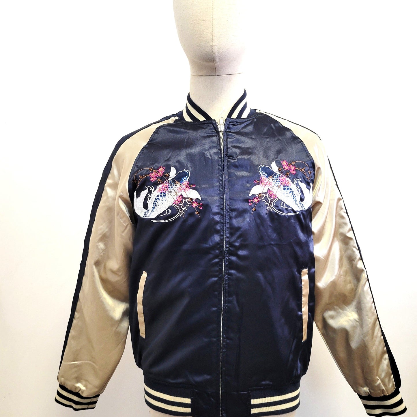 Sukajan Koi et Mont Fuji - Navy Non  rembourré