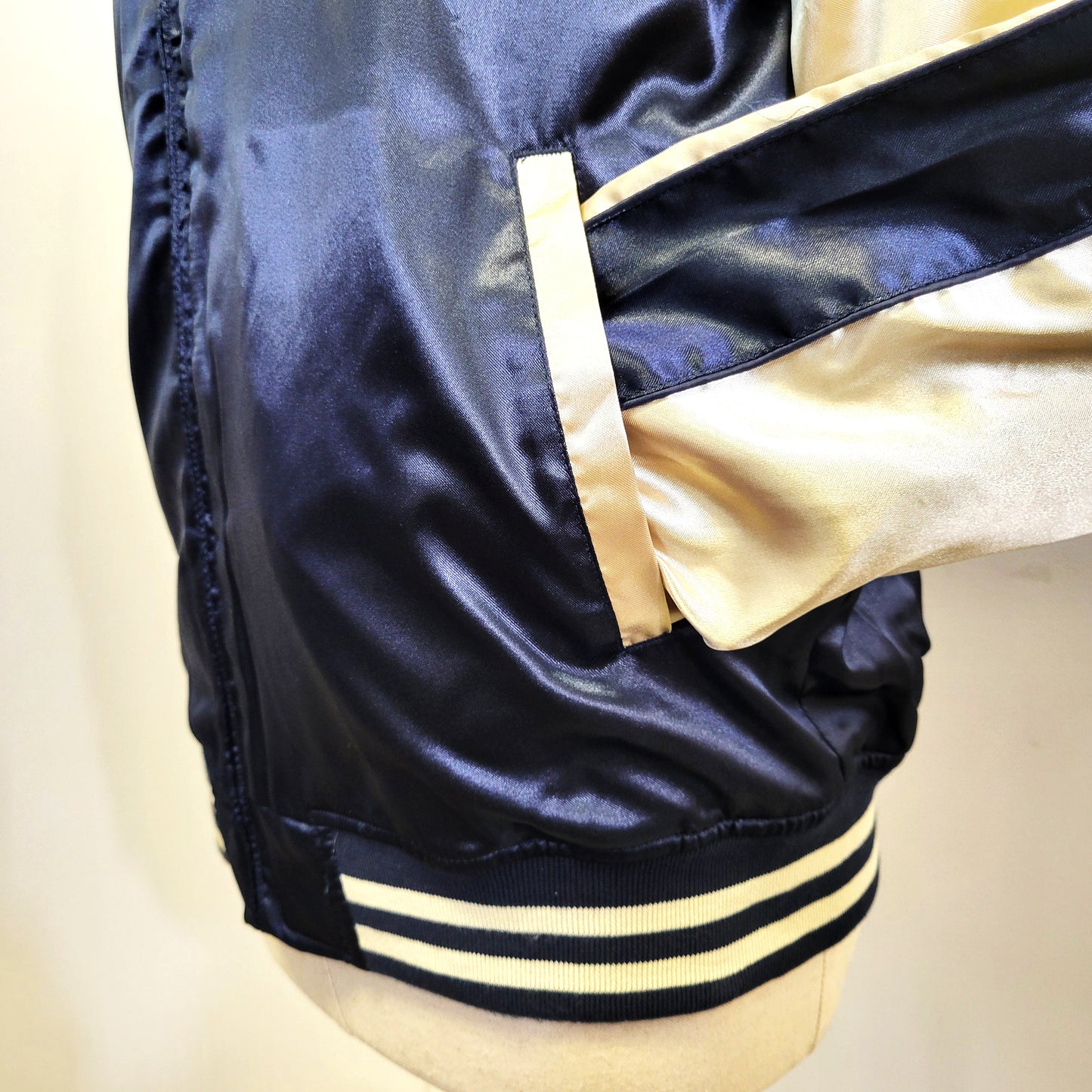 Sukajan Koi et Mont Fuji - Navy Non  rembourré