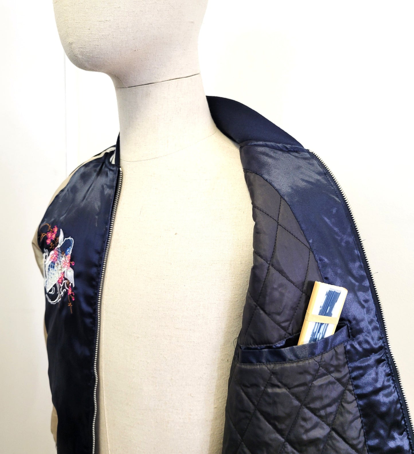 Sukajan Koi et Mont Fuji - Navy Non  rembourré