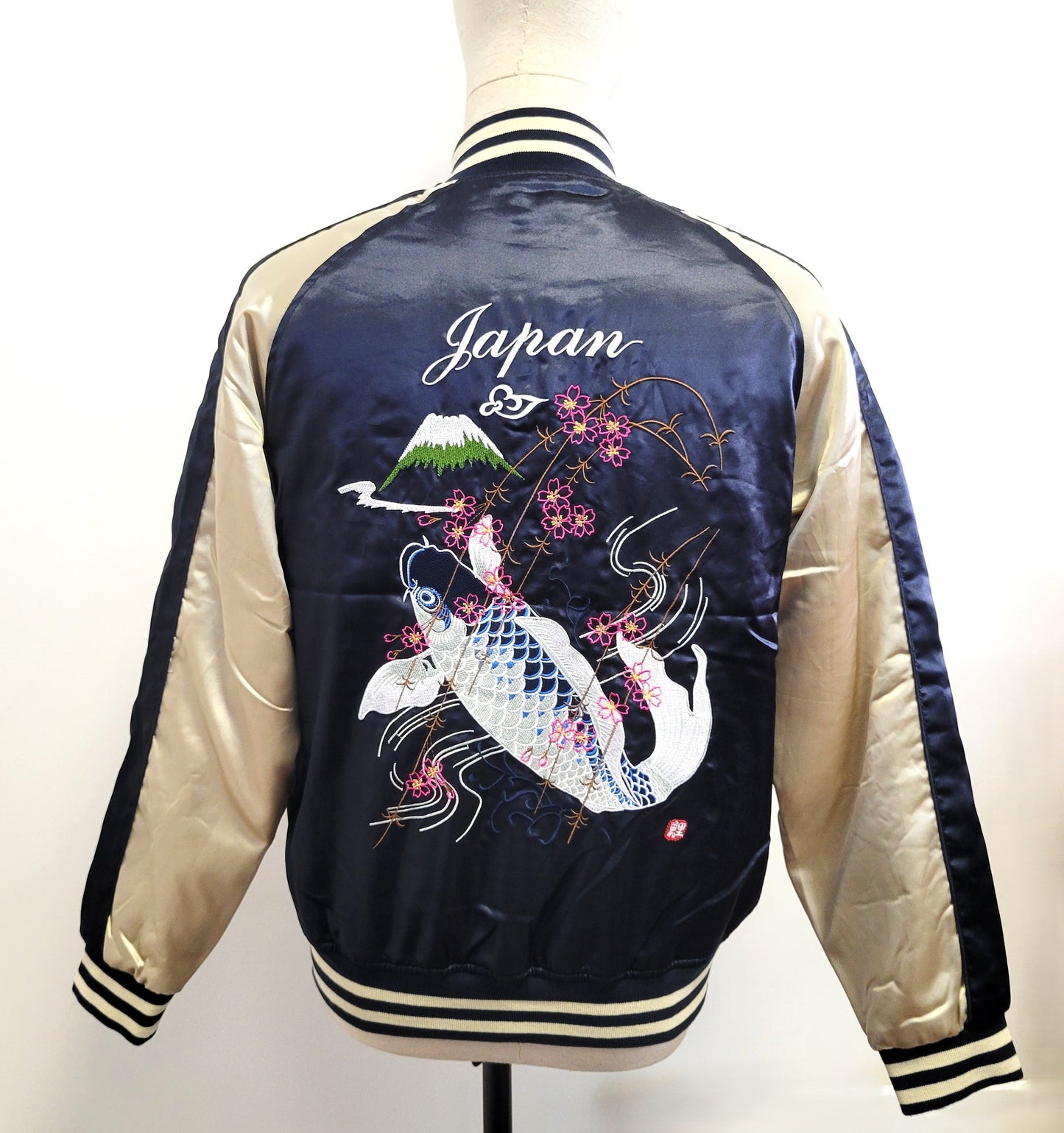 Sukajan Koi et Mont Fuji - Navy Non  rembourré