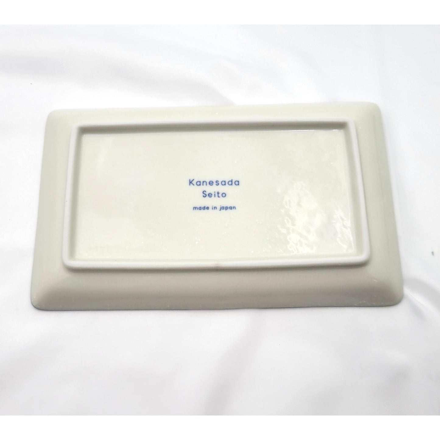 MOTTO NEKOMARUKE SQUARE PLATE