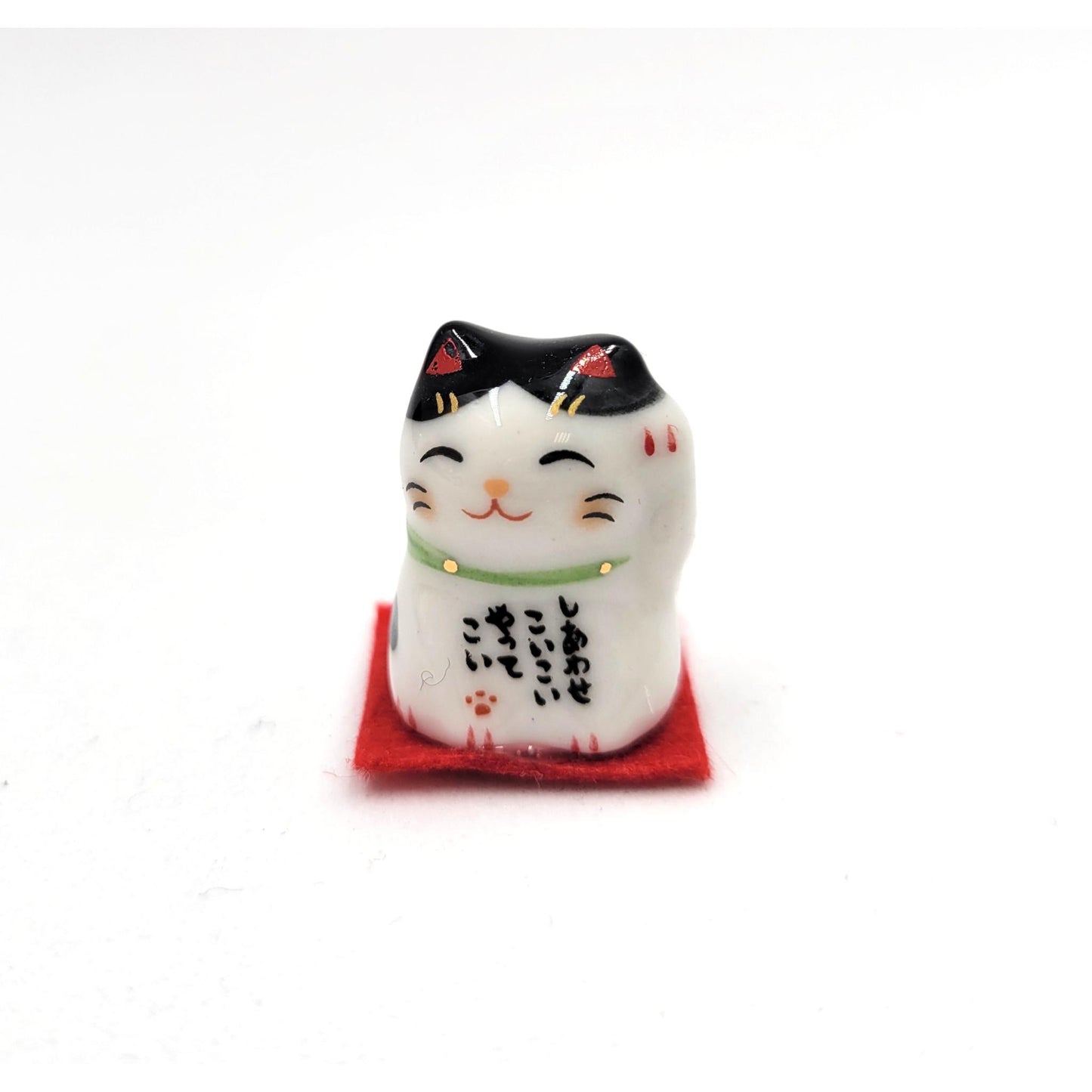 Set of 5 Tiny Maneki Neko with mat – Lucky Cats