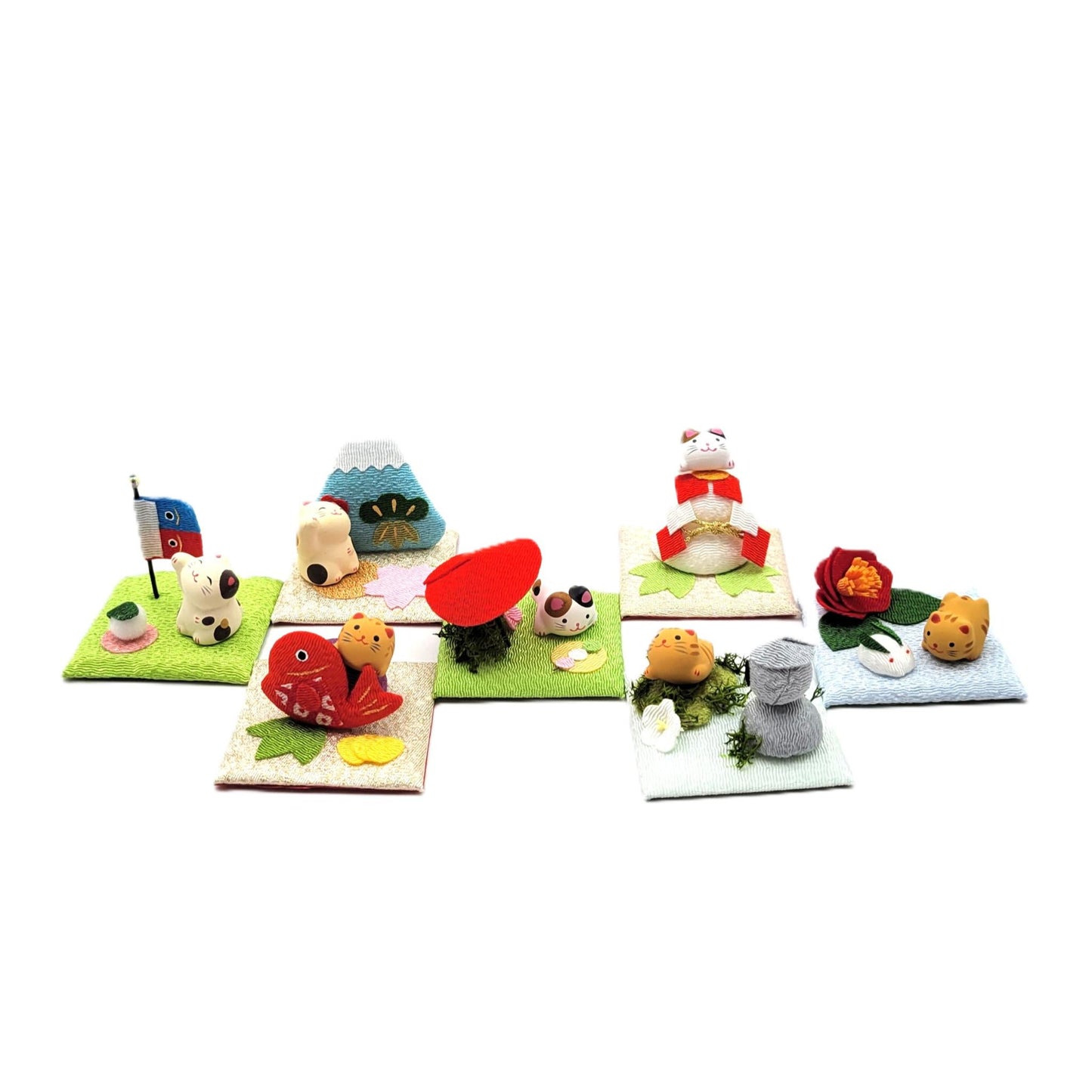 Japanese Chirmen Cat Figurine - Walk with the Cat