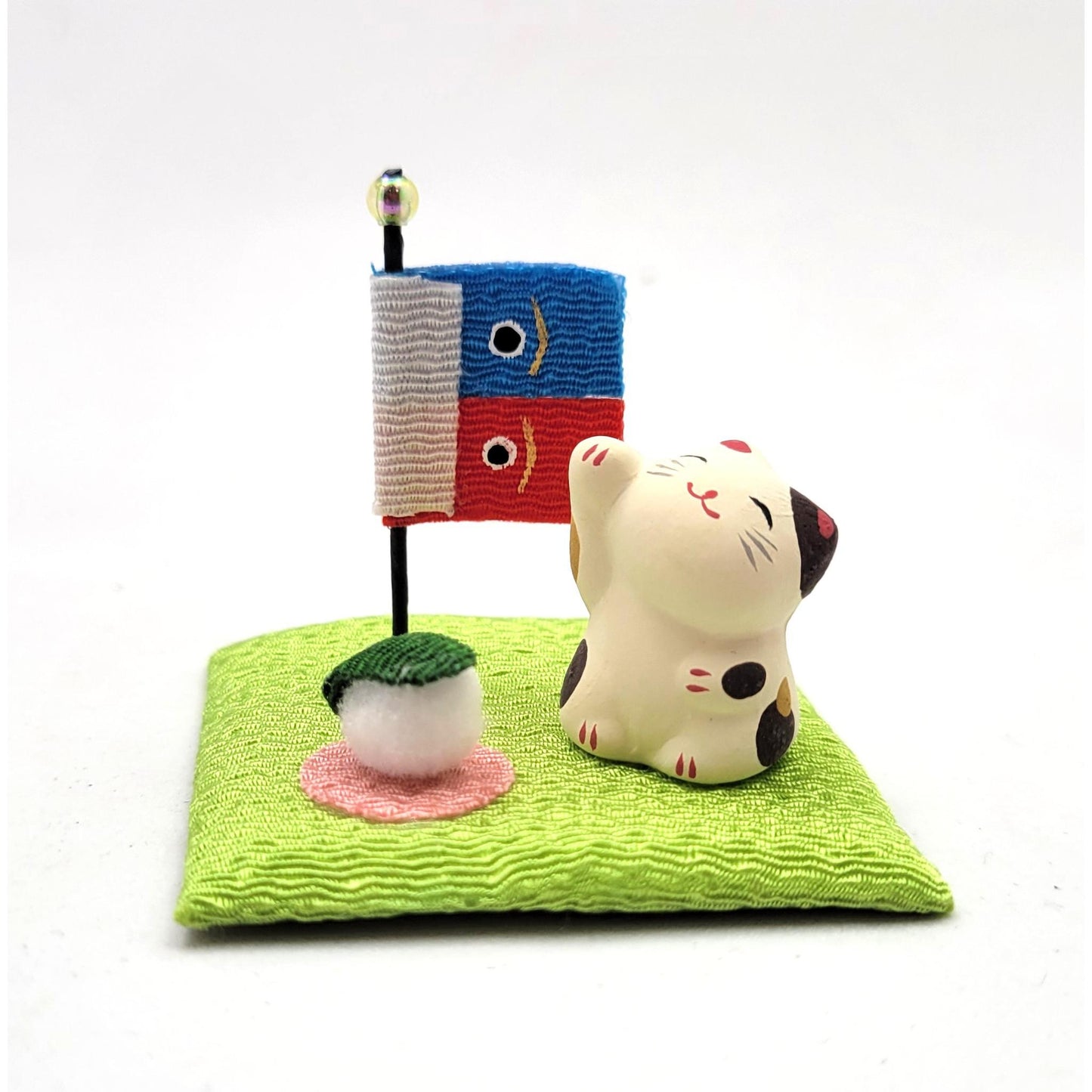 Japanese Chirmen Cat Figurine - Walk with the Cat