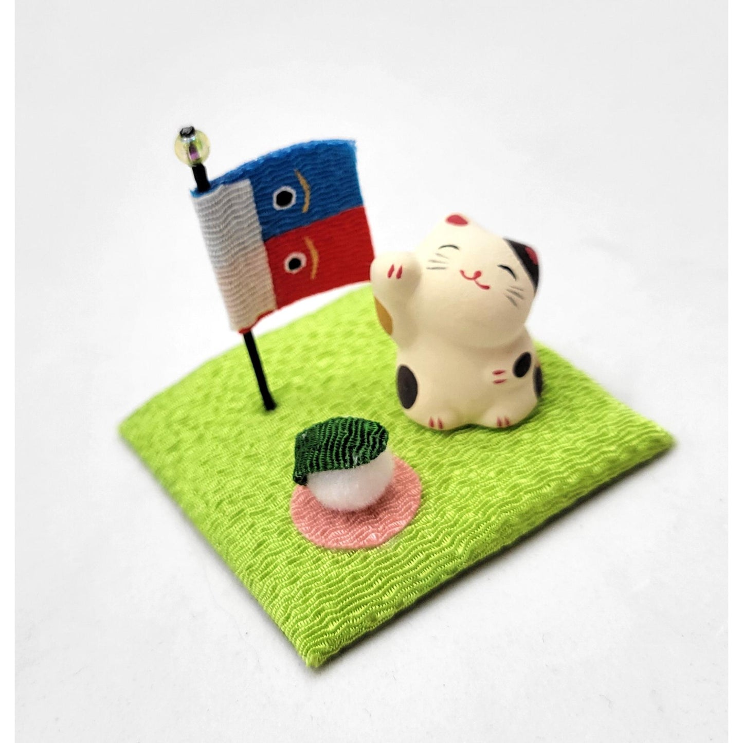 Japanese Chirmen Cat Figurine - Walk with the Cat