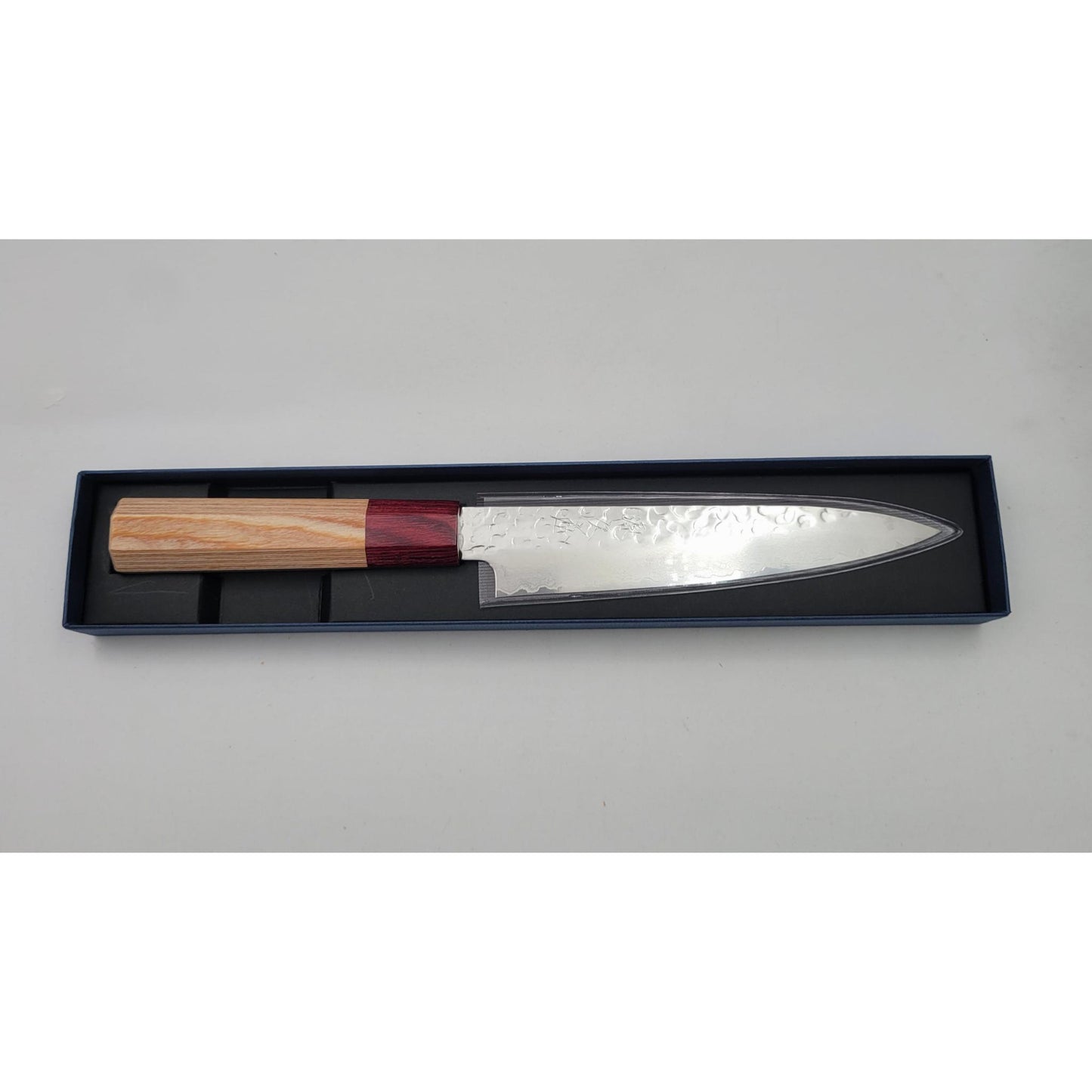 Japanese Utility Knife in Hammered Damascus Steel | Mahogany and Keyaki Handle