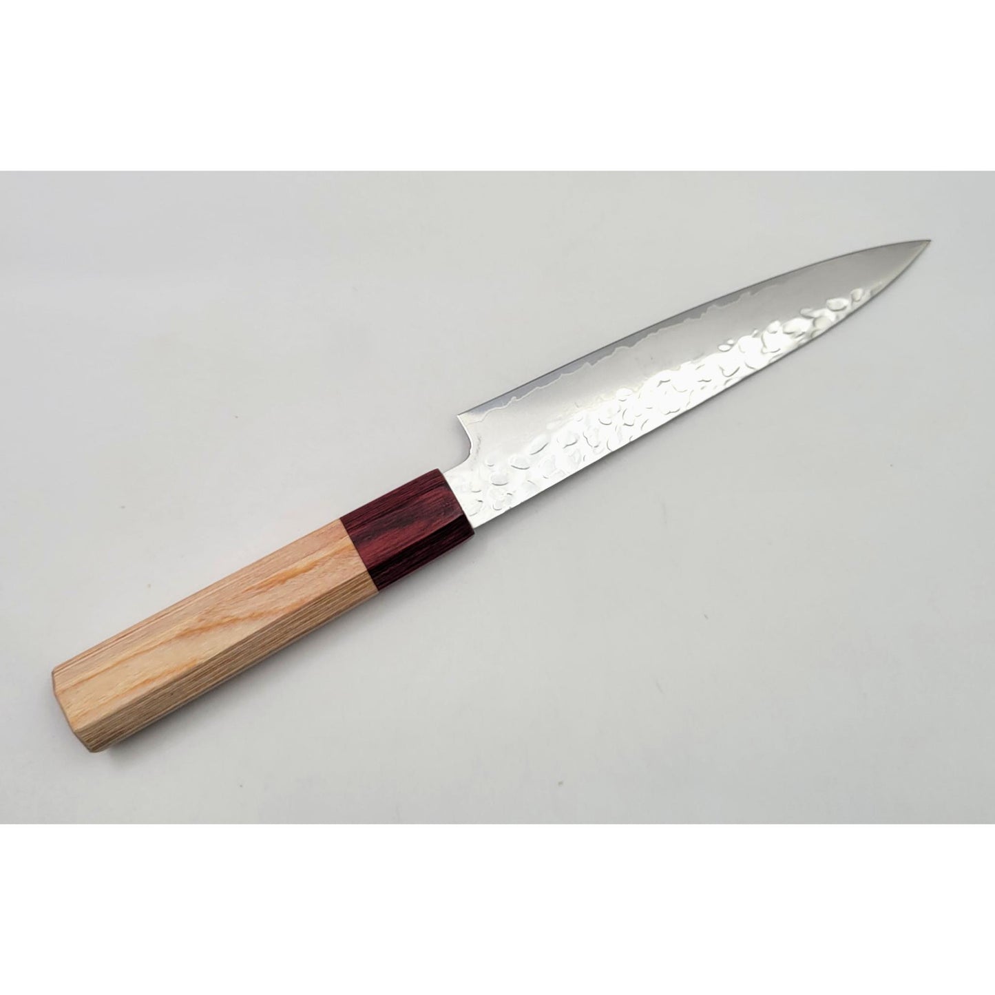 Japanese Utility Knife in Hammered Damascus Steel | Mahogany and Keyaki Handle