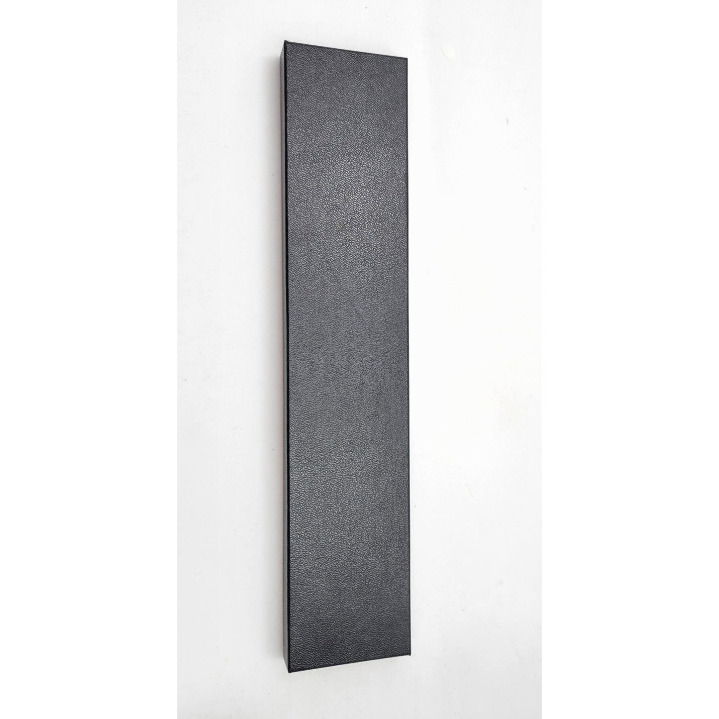 Japanese Knife in Hammered Damascus Steel