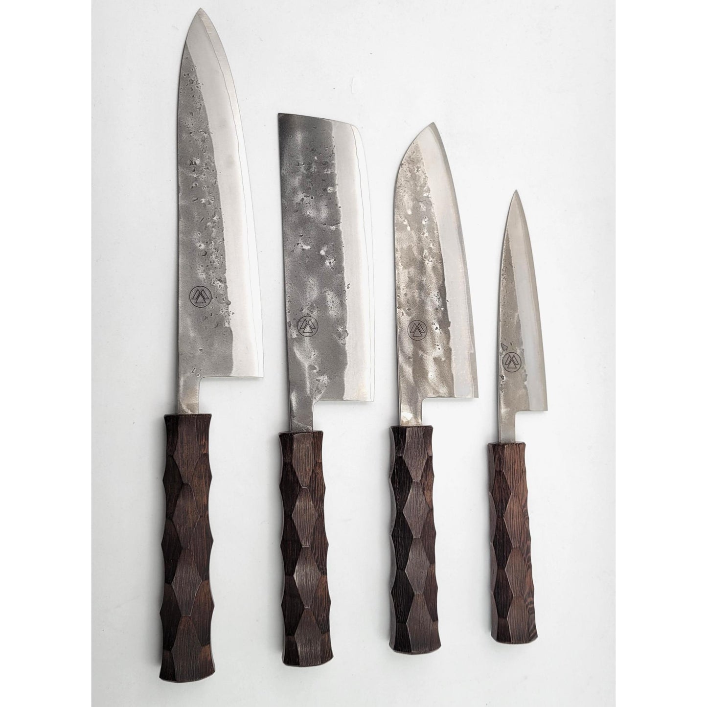 “Naguri” Collection: Artisanal Japanese Knives | Gyuto, Nakiri, Santoku & Petty