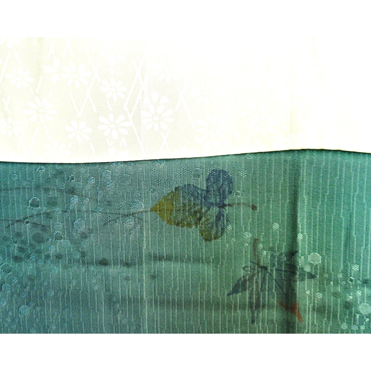 Vintage Japanese Silk Haori Jacket - Authentic Kimono Robe [Des pois verts]