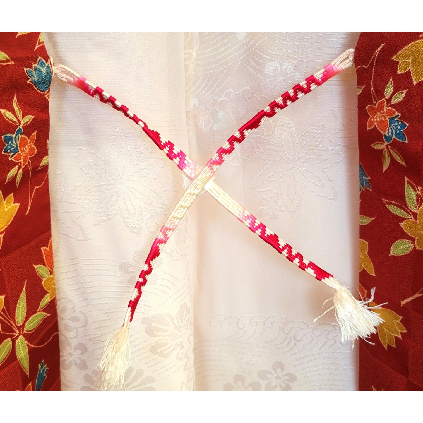 Vintage Japanese Silk Haori Jacket - Authentic Kimono Robe [Rouge de petites fleurs]