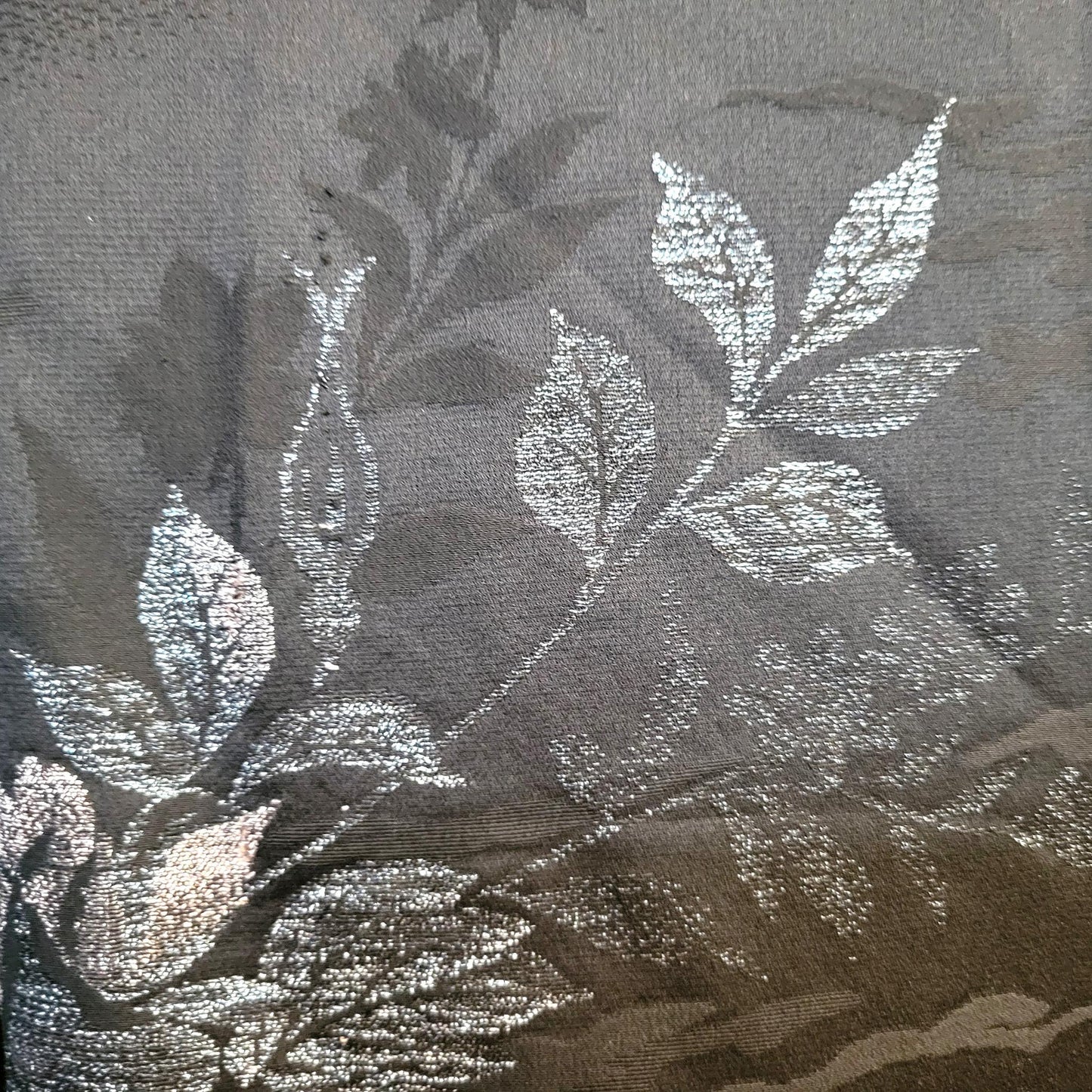 Vintage Japanese Silk Haori Jacket - Authentic Kimono Robe Noir [Des roses]