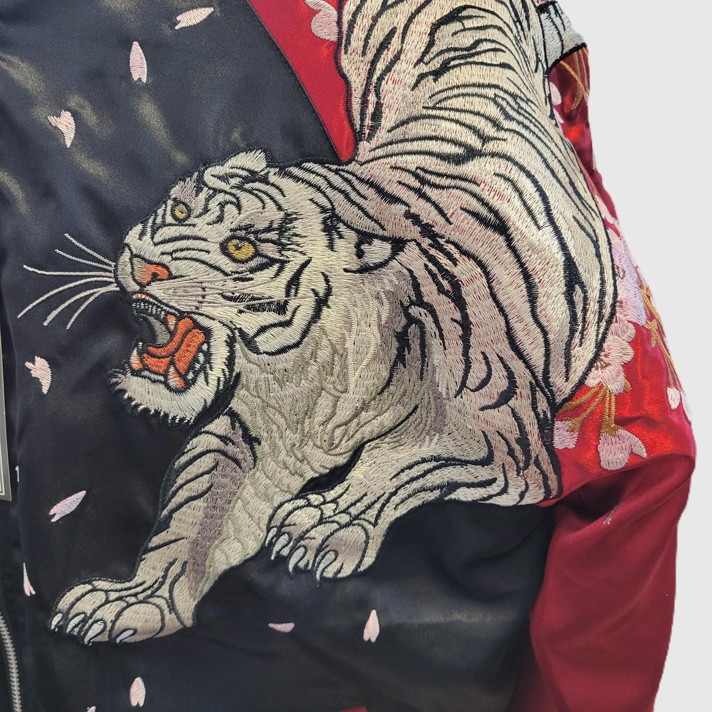 Sukajan Dragon, Tigre & Phénix - Rouge et Noir