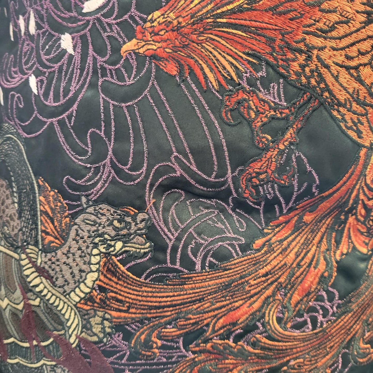 Sukajan Dragon, Tigre & Phénix - Rouge et Noir