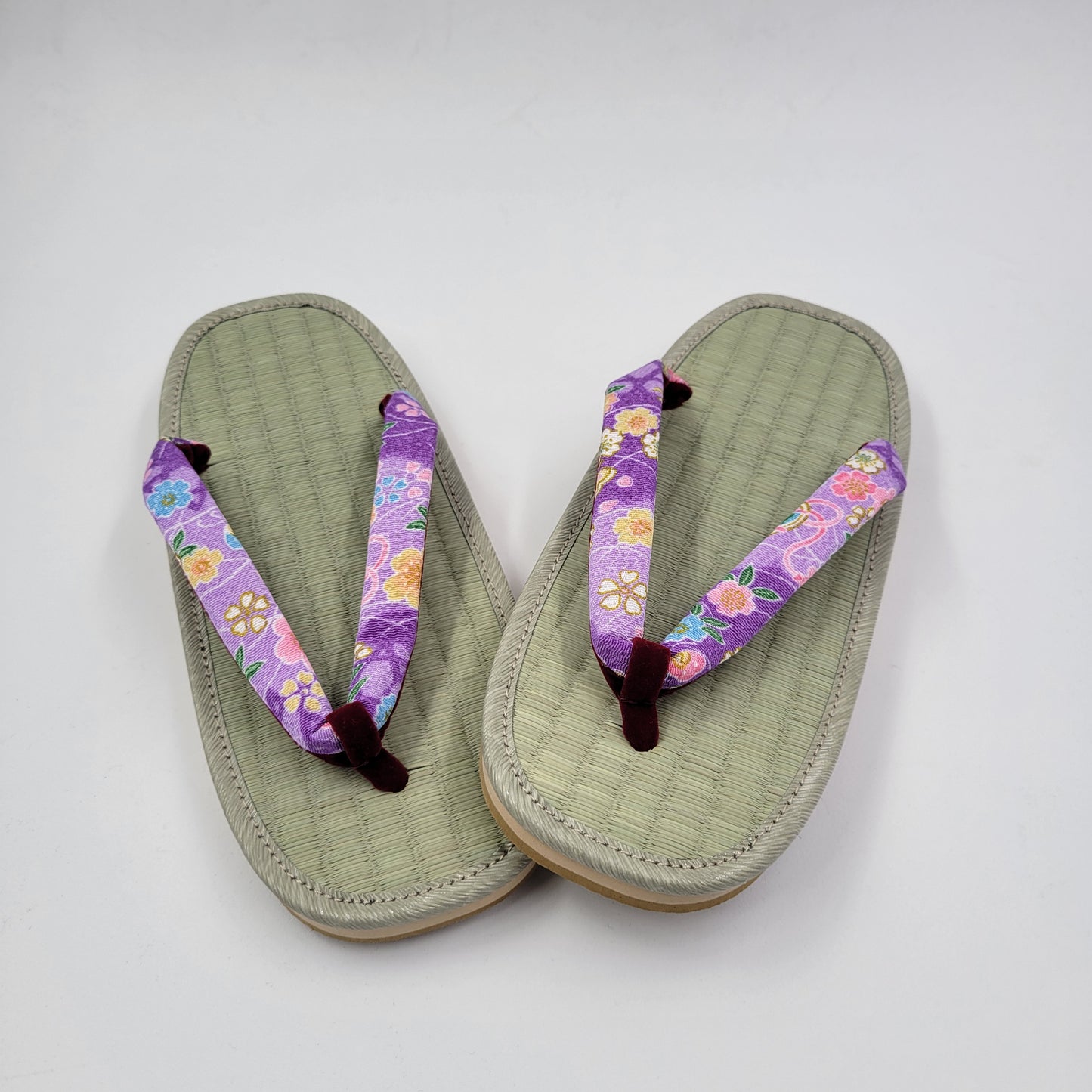 Sandales japonaises "Zori" artisanales en paille de jonc