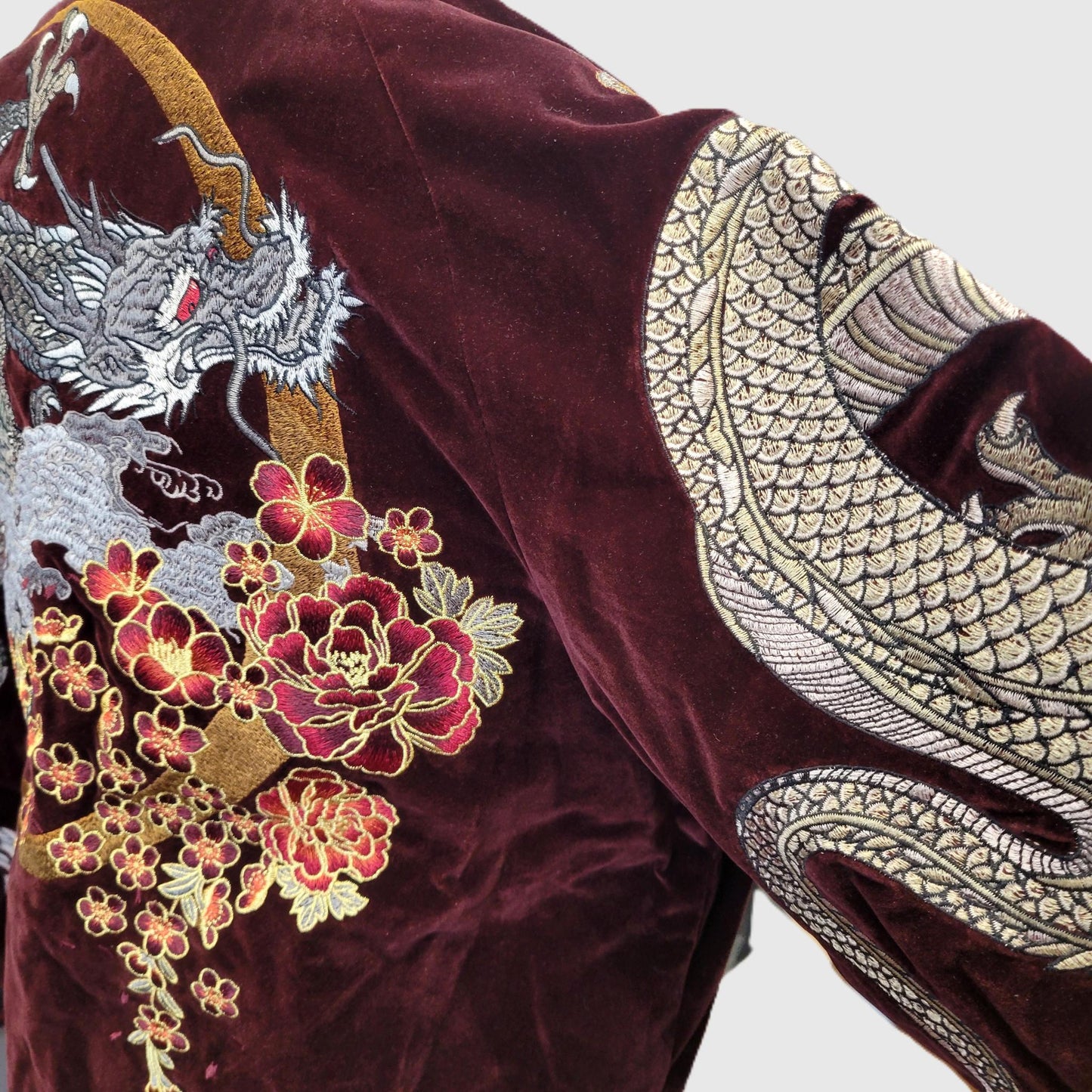 Blouson Sukajan en velours rouge - Broderie Dragon japonais