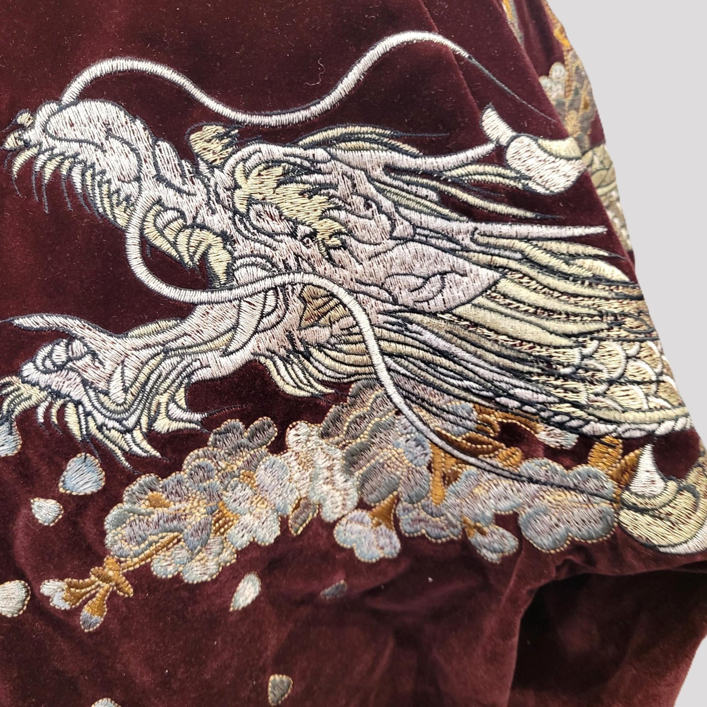 Blouson Sukajan en velours rouge - Broderie Dragon japonais