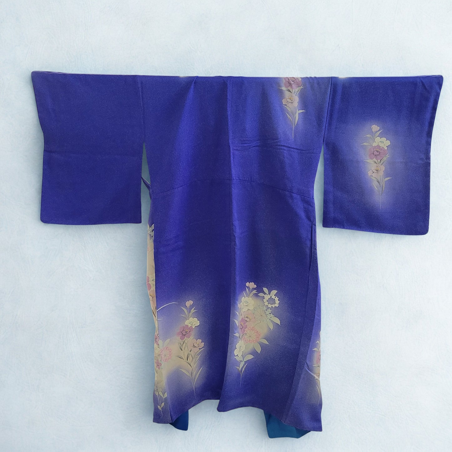 Veste Kimono Longue en Soie Vintage – Création Upcyclée avec Poches [Bleu Mystique]