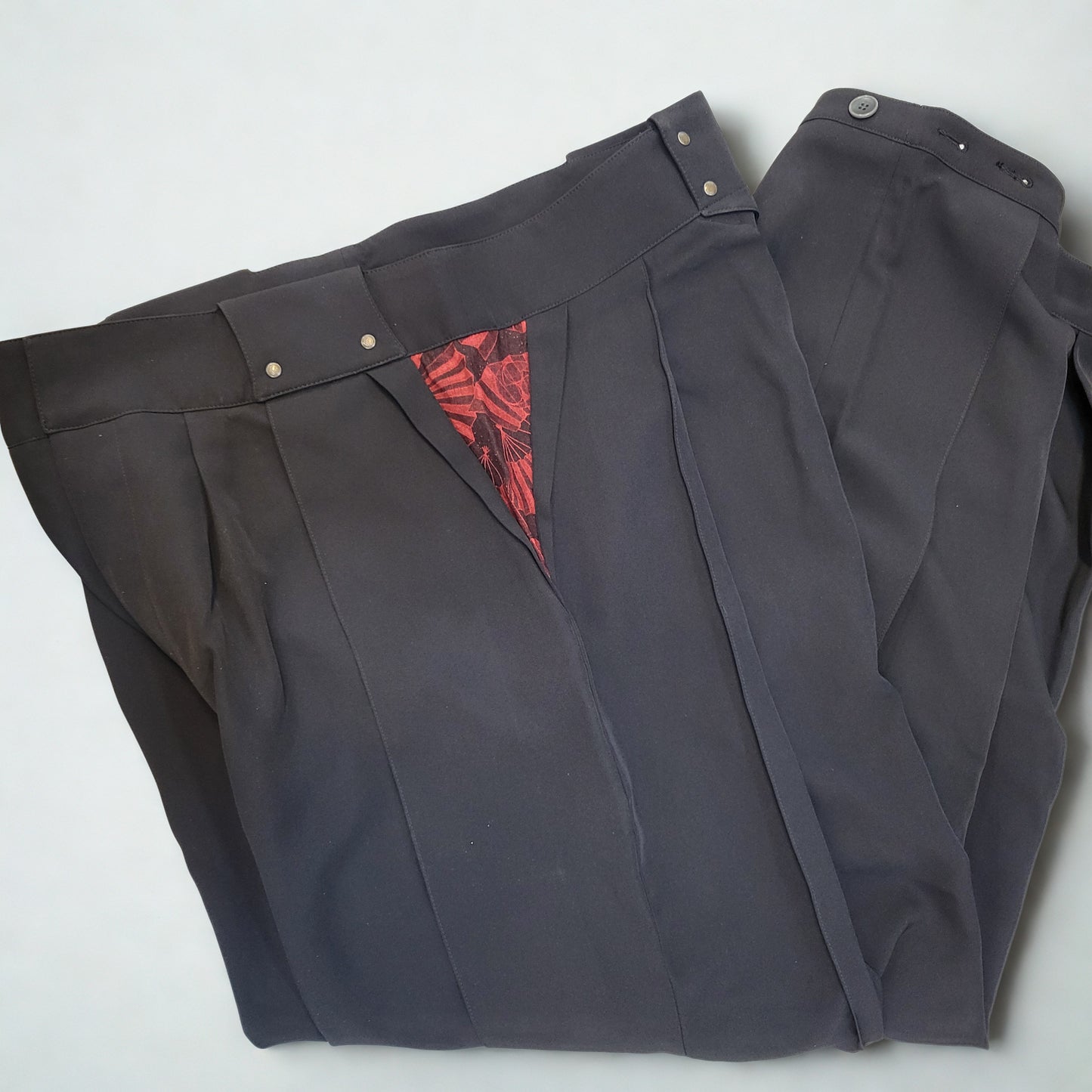 Japanese Hakama Pants – Wide and Elegant Fit
