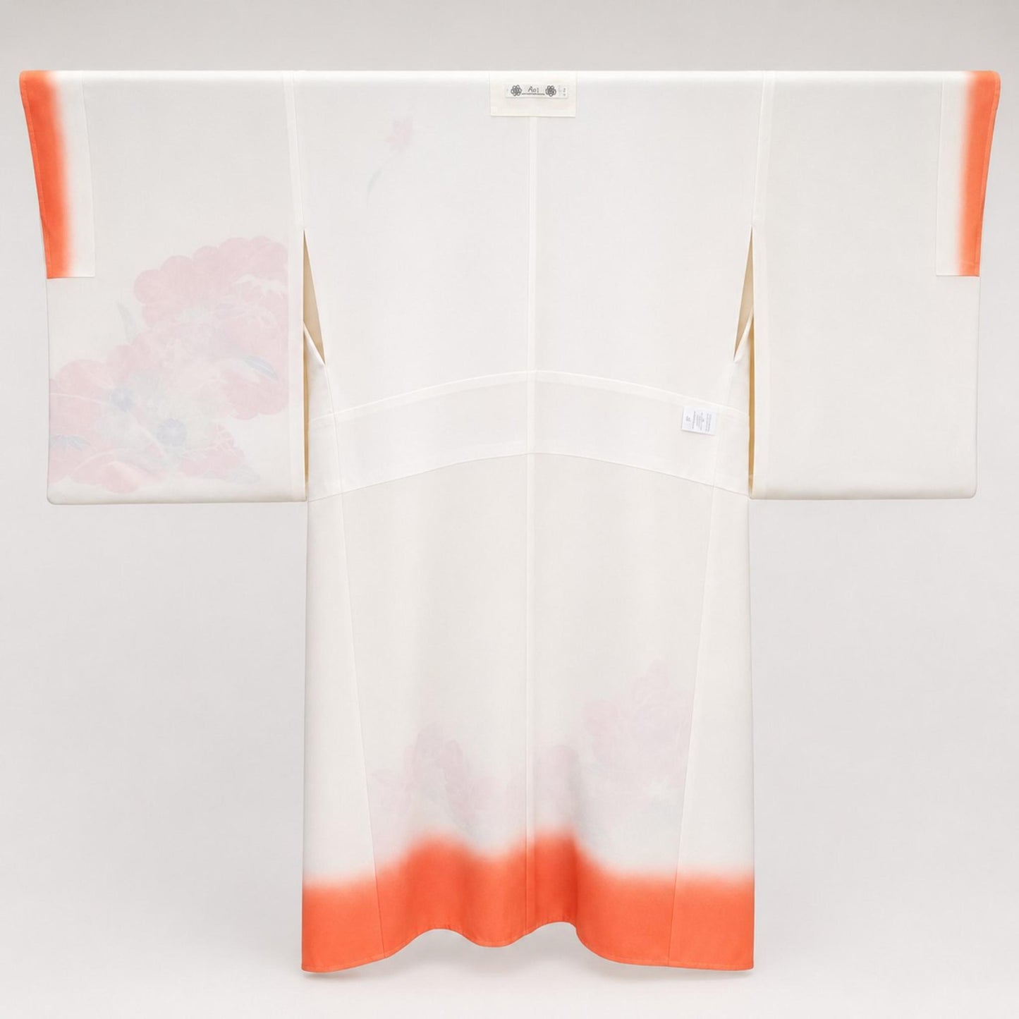 Veste Kimono Longue Raffinée – Teinte Ivoire et Motifs Traditionnels d'Éventails Orange Éclatant