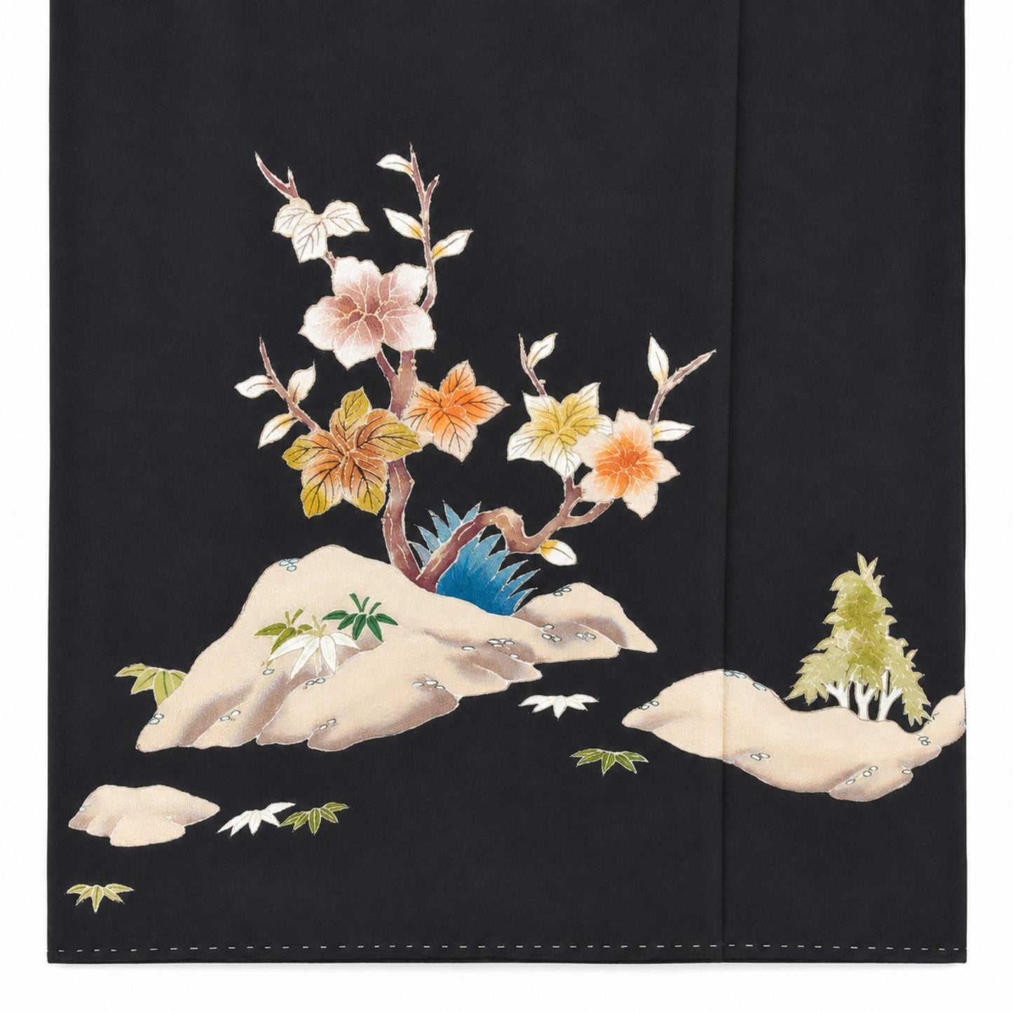 Veste Kimono Longue en Soie Noire – Kamon et Motifs Traditionnels Peints