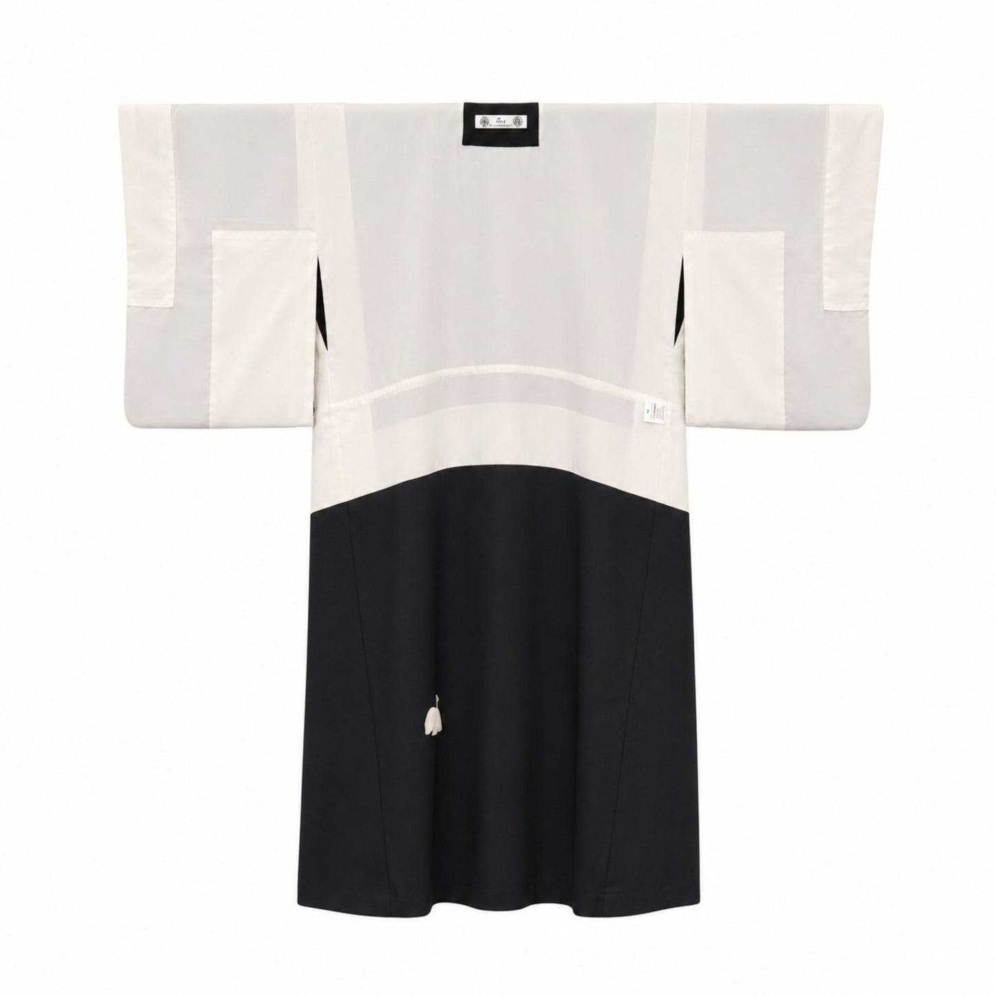Veste Kimono Longue en Soie Noire – Kamon et Motifs Traditionnels Peints