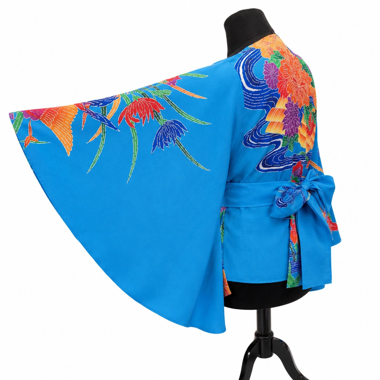Blouse Cache-Cœur Style Kimono – Motifs Traditionnels Japonais et Manches Fluides Bleu clair