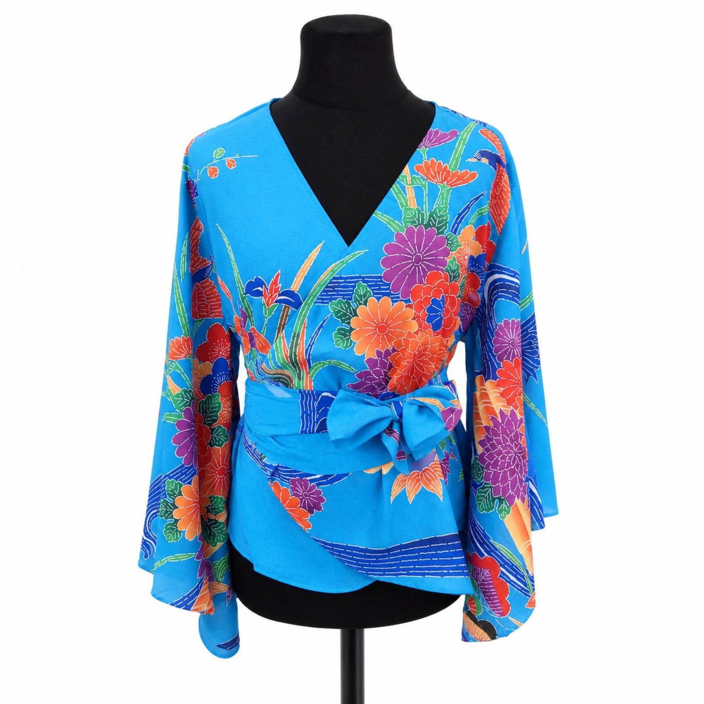 Blouse Cache-Cœur Style Kimono – Motifs Traditionnels Japonais et Manches Fluides Bleu clair