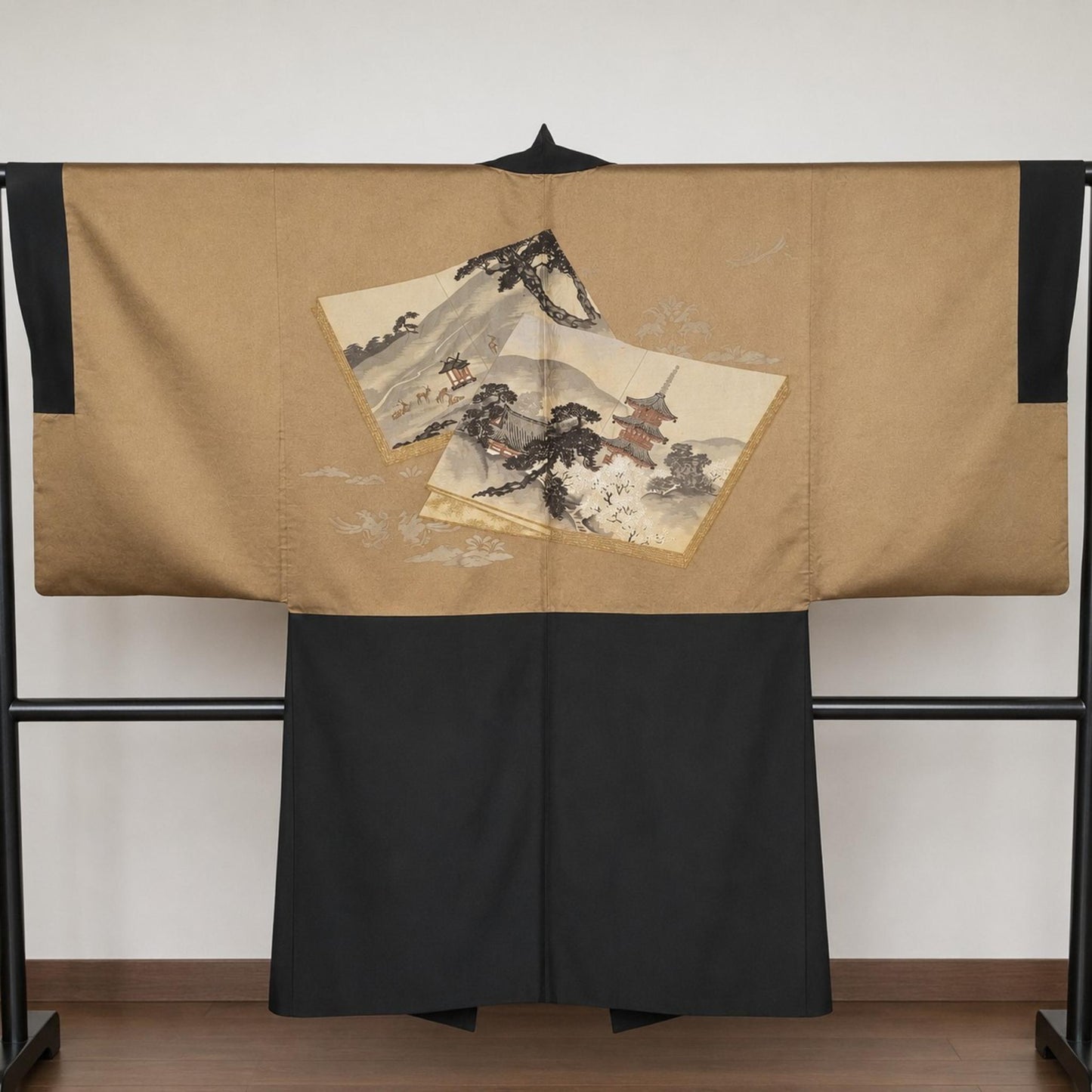 Veste Haori Traditionnelle pour Homme – Noir Mat et Blasons Kamon Contrastés