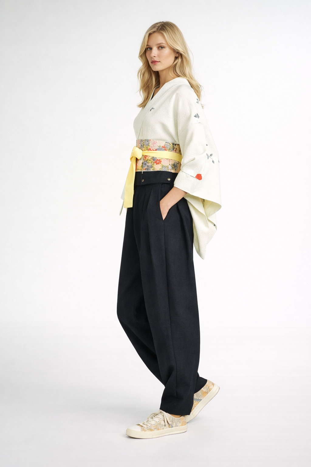 Vintage Japanese Silk Haori Jacket - Authentic Kimono Robe Pastel Green [Des camélias]