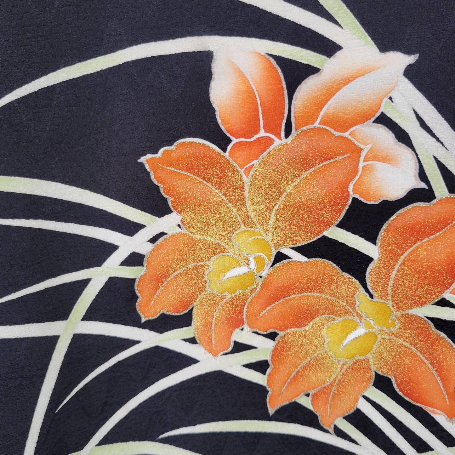Veste Haori Vintage en Soie – Kimono Japonais Authentique – Orchidées Oranges
