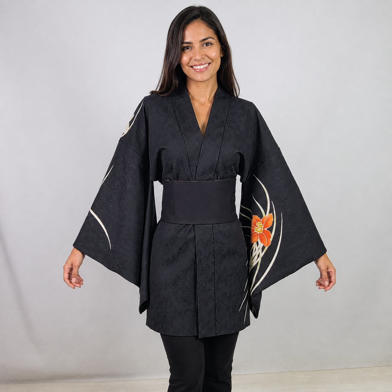 Veste Haori Vintage en Soie – Kimono Japonais Authentique – Orchidées Oranges