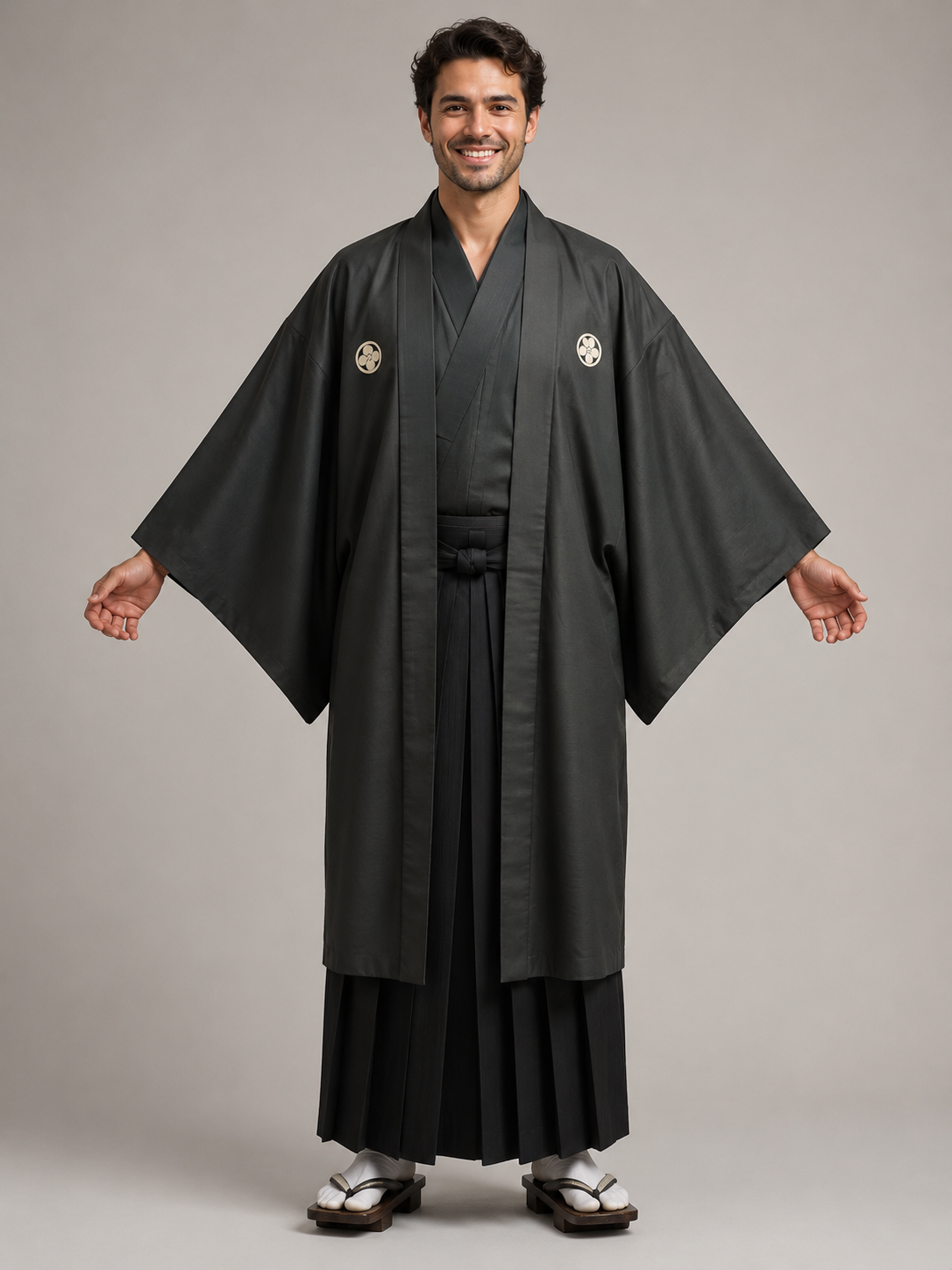 Veste Haori Traditionnelle pour Homme – Khaki Profond et Blasons Kamon Épurés