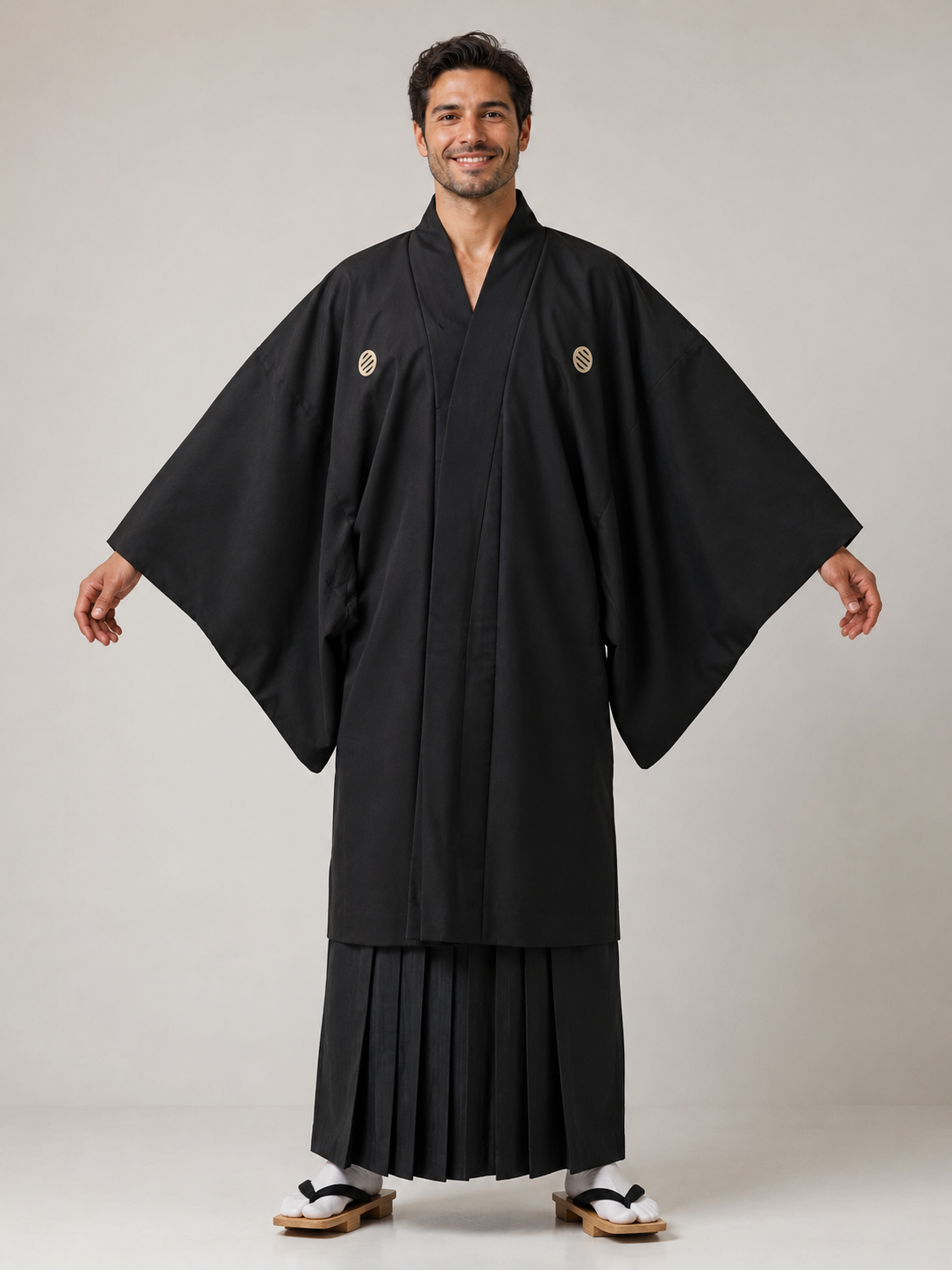 Veste Haori Traditionnelle pour Homme – Noir Satiné et Blasons Kamon Classiques