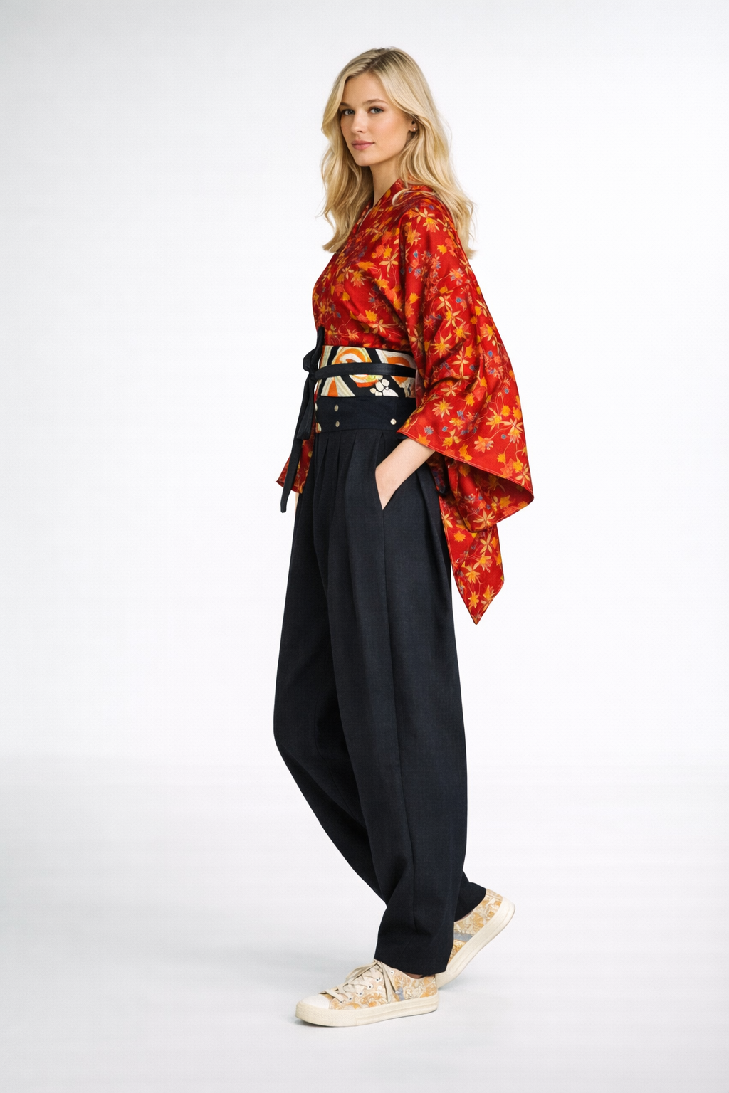 Vintage Japanese Silk Haori Jacket - Authentic Kimono Robe [Rouge de petites fleurs]