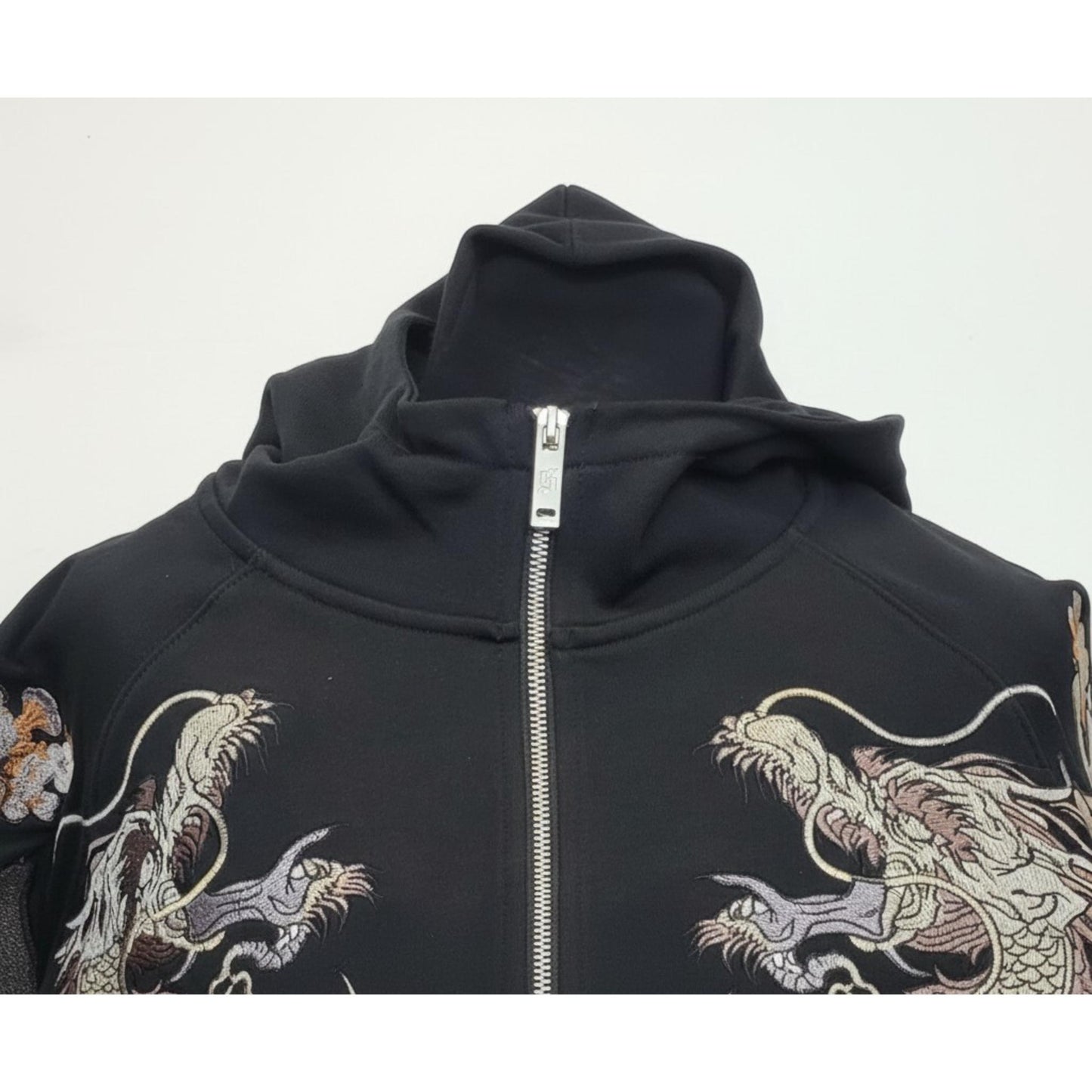 Hoodie Dragon Céleste & Lune Dorée - Confort et Style Ancestral