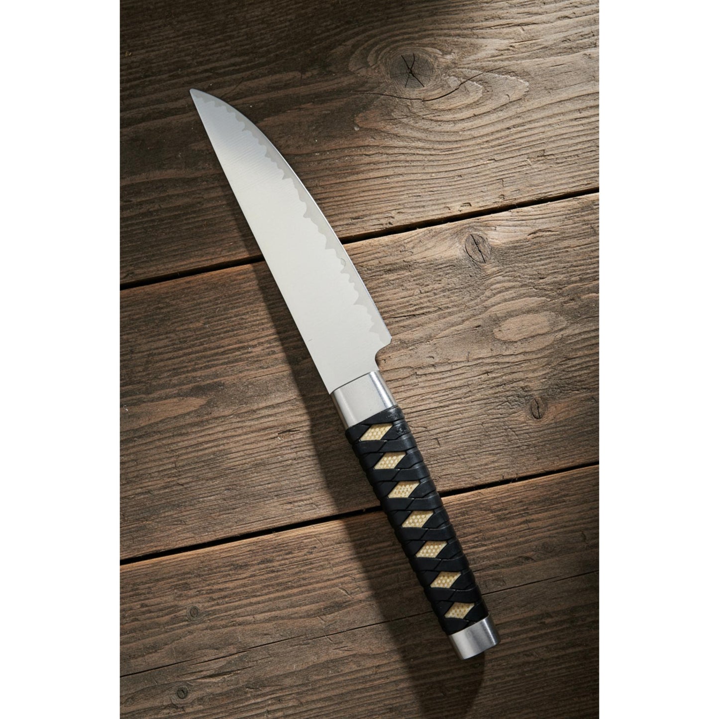 "Soul of the Samurai" Collection: Exceptional Japanese Knives with Protective Sheaths