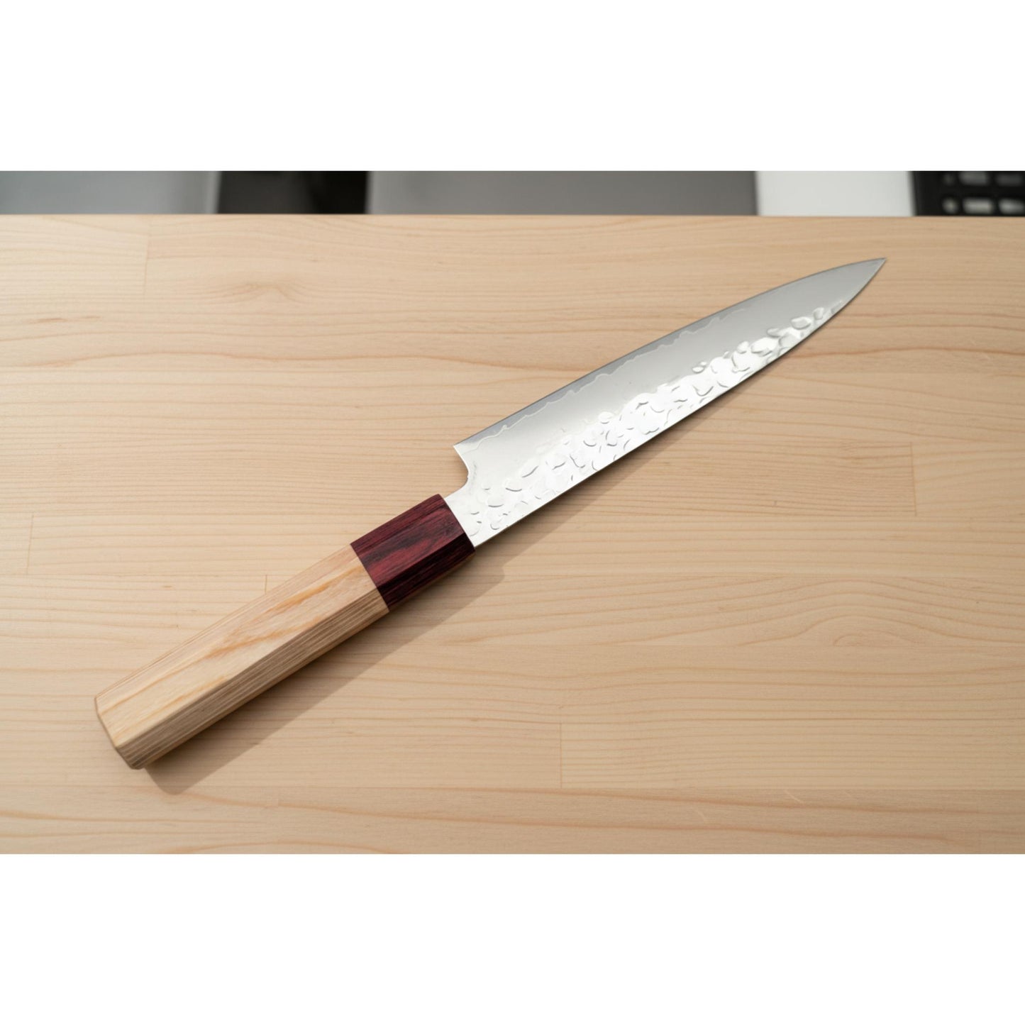 Japanese Utility Knife in Hammered Damascus Steel | Mahogany and Keyaki Handle