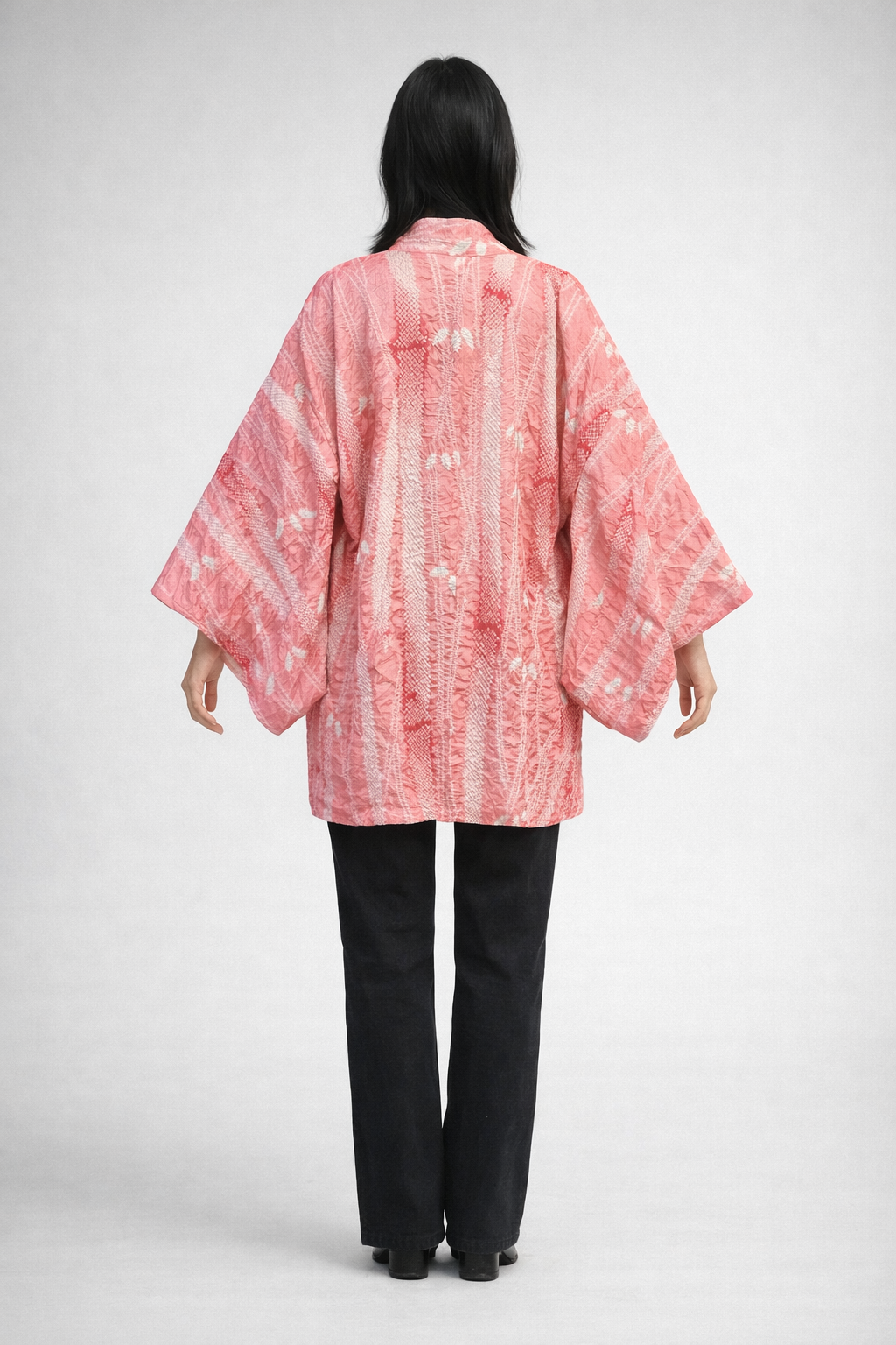 Veste Kimono Haori en Soie Vintage – Art Traditionnel du Shibori (Teinture à la main) Rose